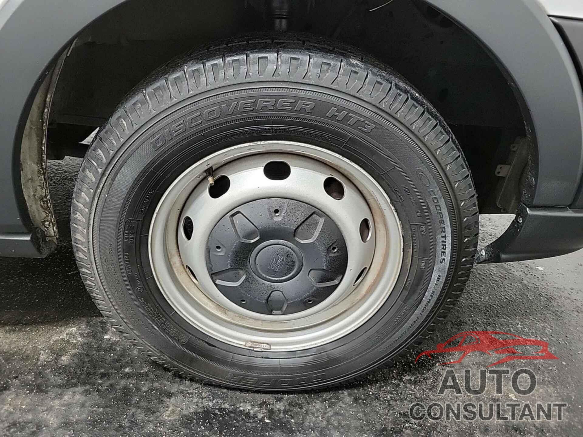 FORD TRANSIT-150 2017 - 1FTYE1YM9HKA82506