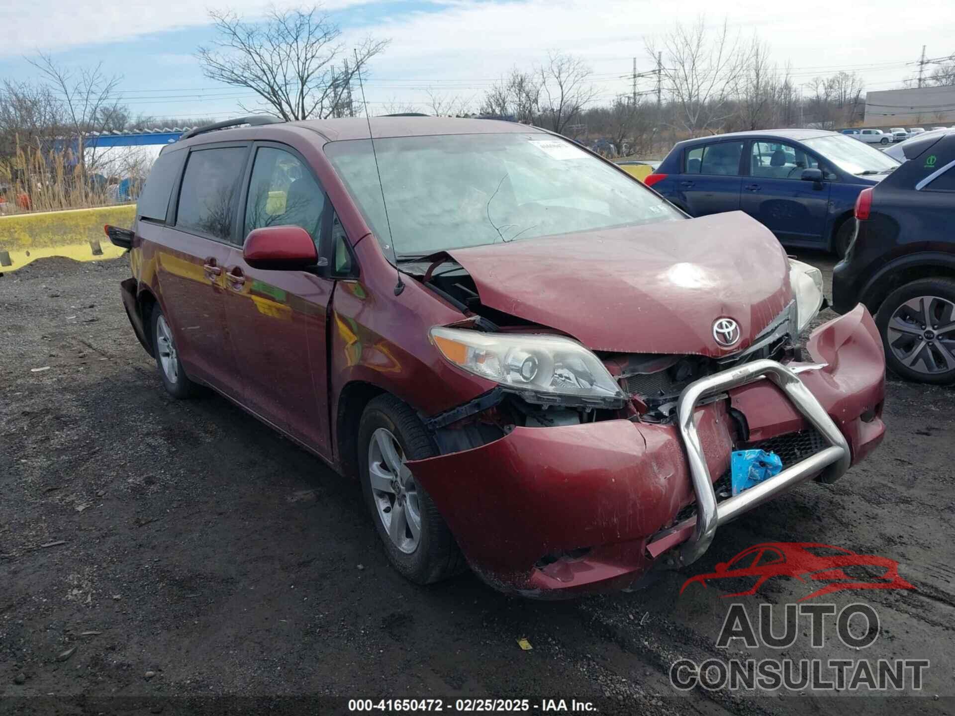 TOYOTA SIENNA 2014 - 5TDKK3DC3ES411177