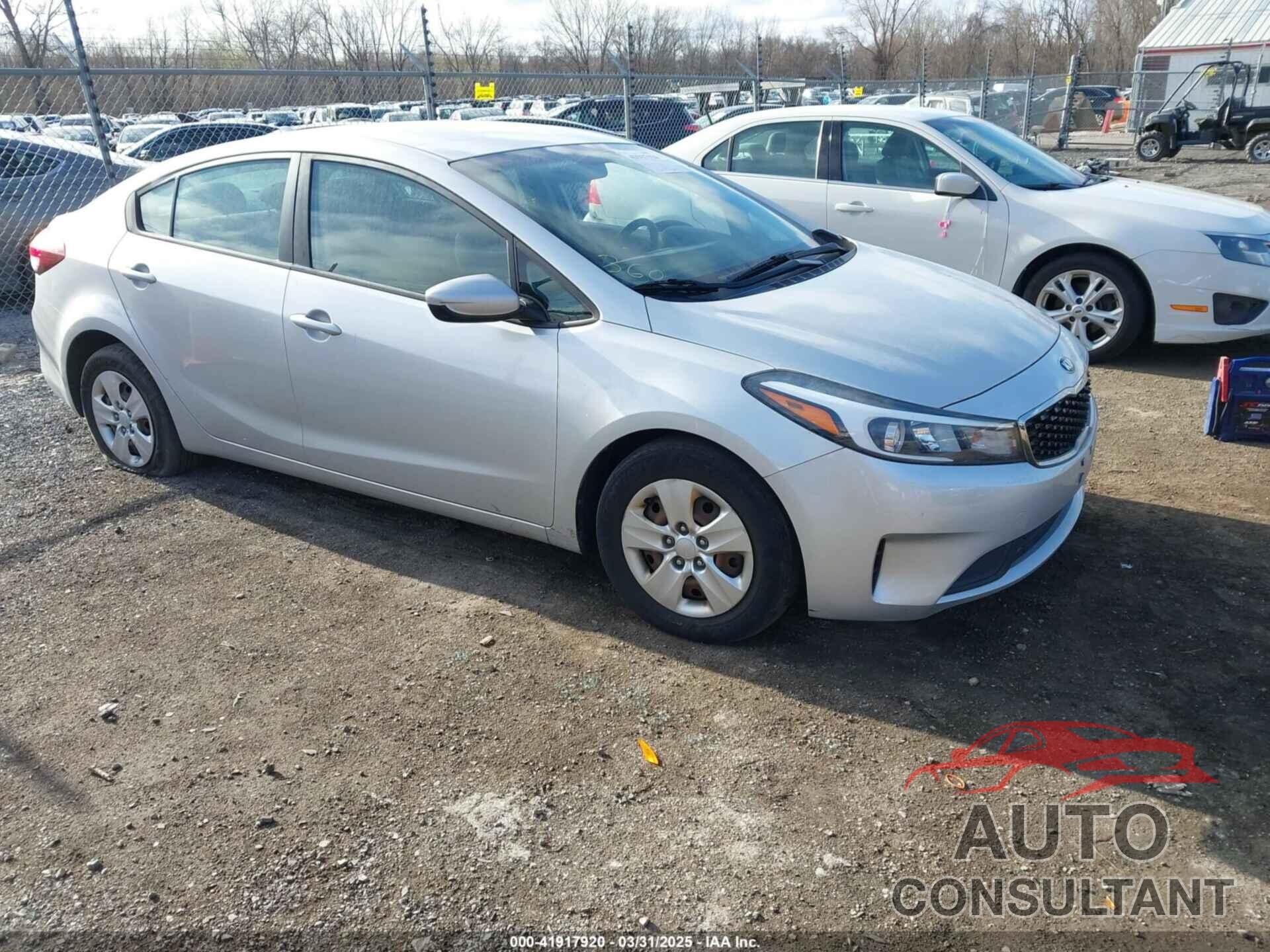 KIA FORTE 2018 - 3KPFK4A77JE226083