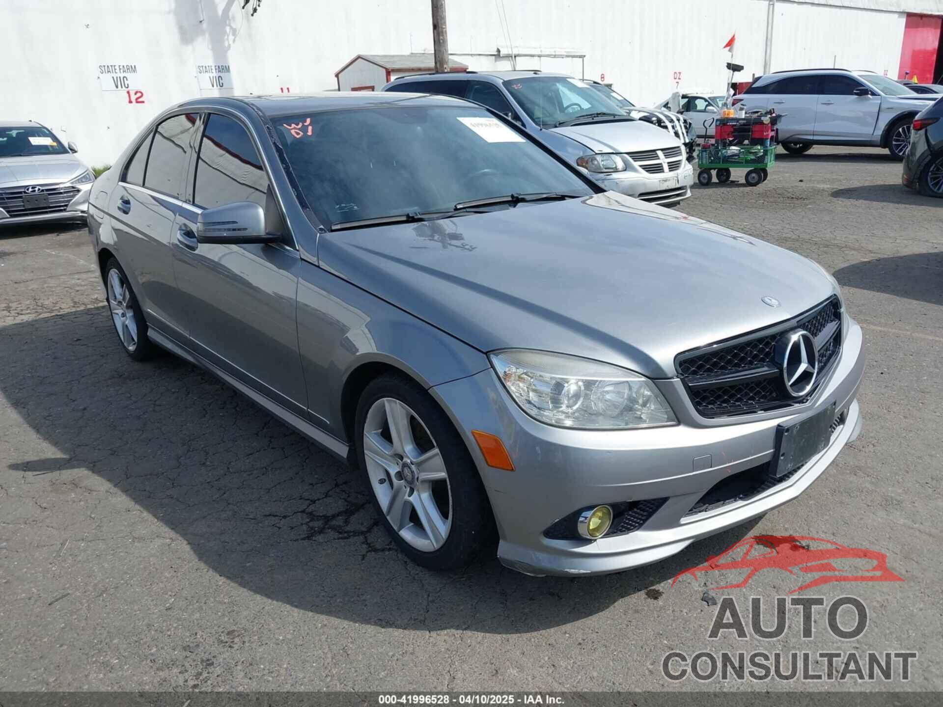 MERCEDES-BENZ C 300 2010 - WDDGF5EB9AR125862
