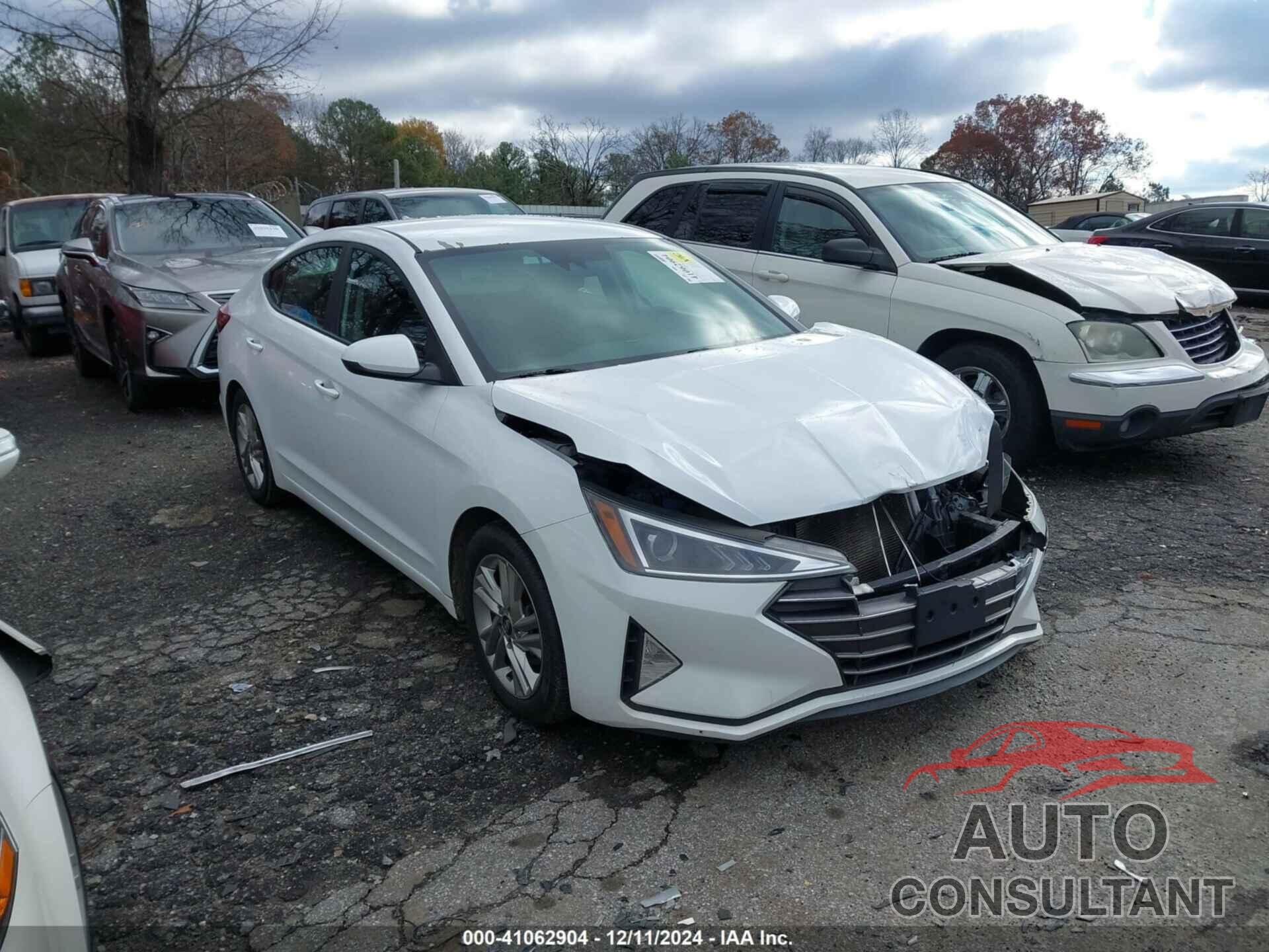 HYUNDAI ELANTRA 2019 - 5NPD84LF6KH417632