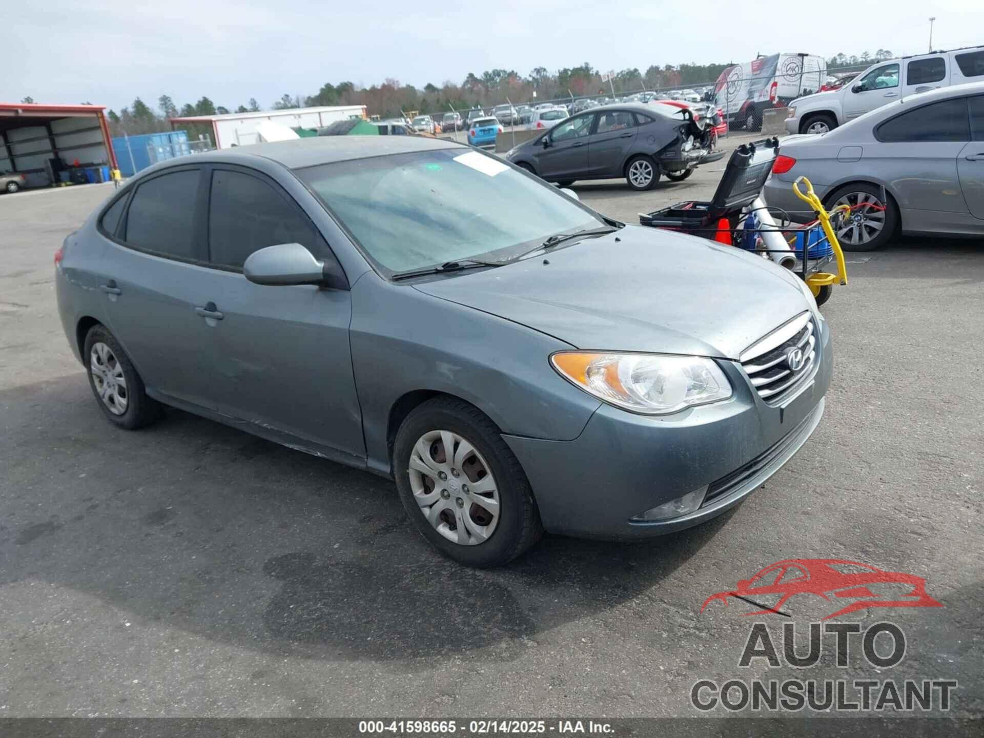 HYUNDAI ELANTRA 2010 - KMHDU4AD1AU882381
