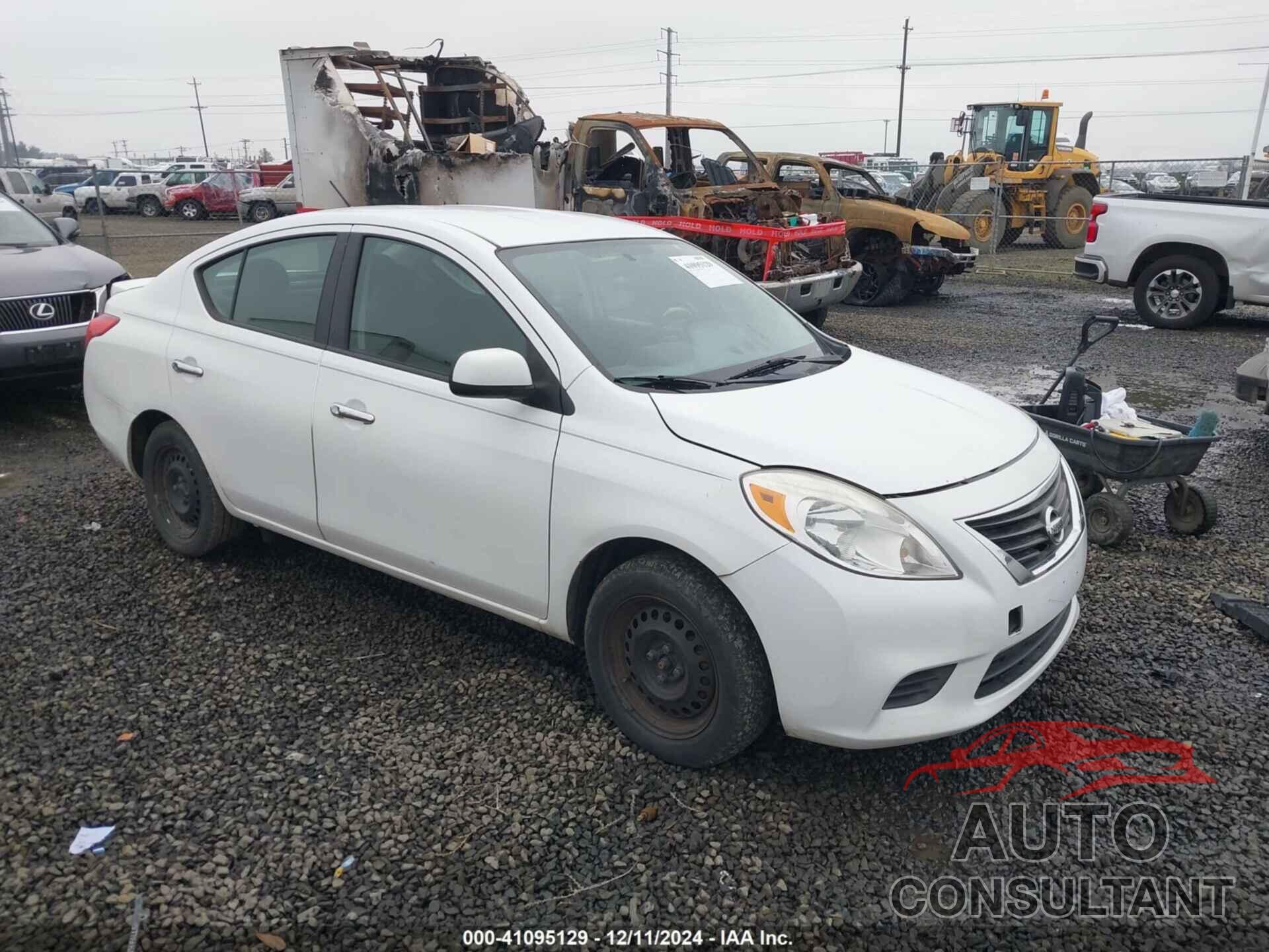 NISSAN VERSA 2013 - 3N1CN7APXDL881238