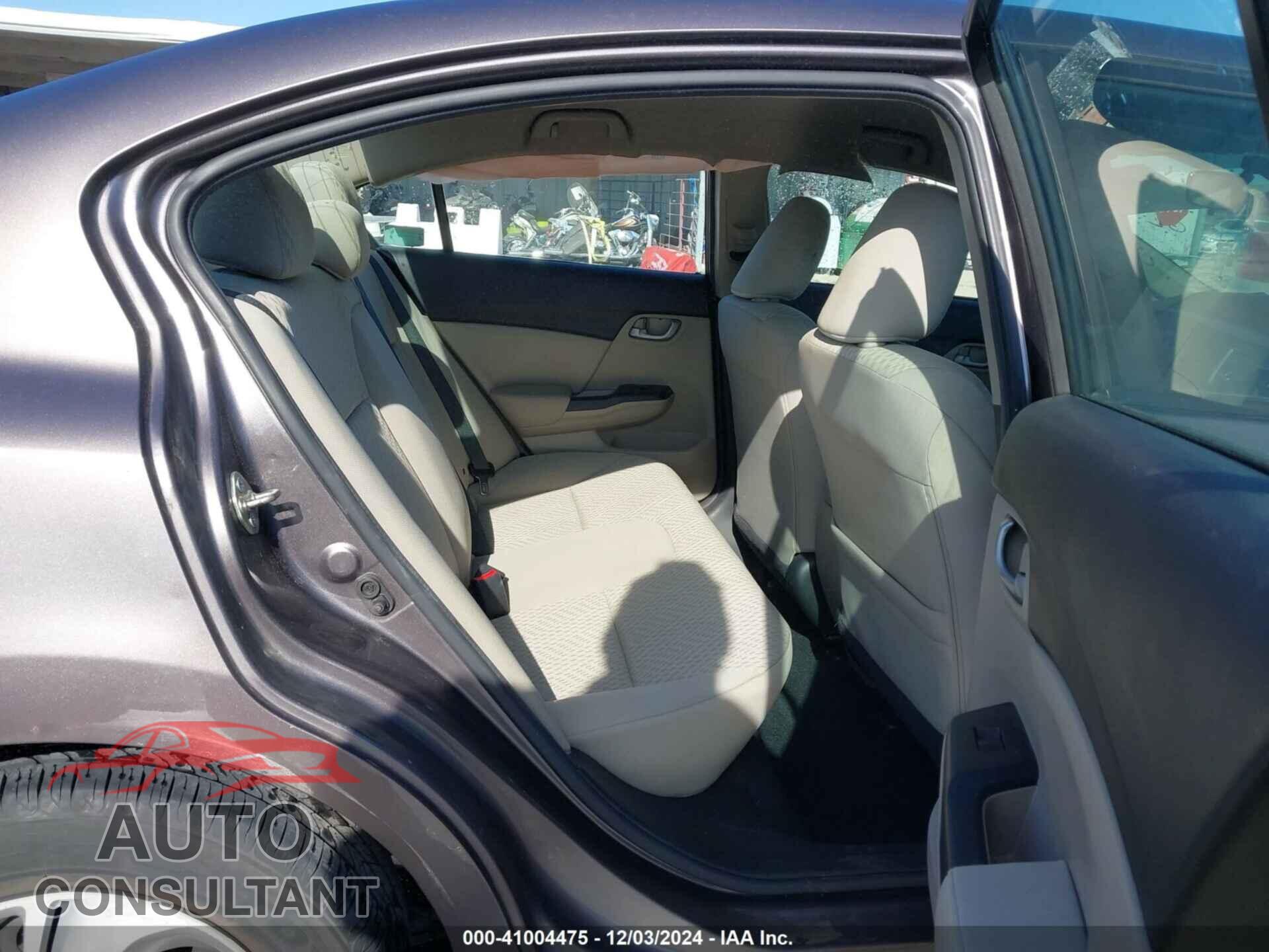 HONDA CIVIC 2015 - 19XFB2F53FE245636