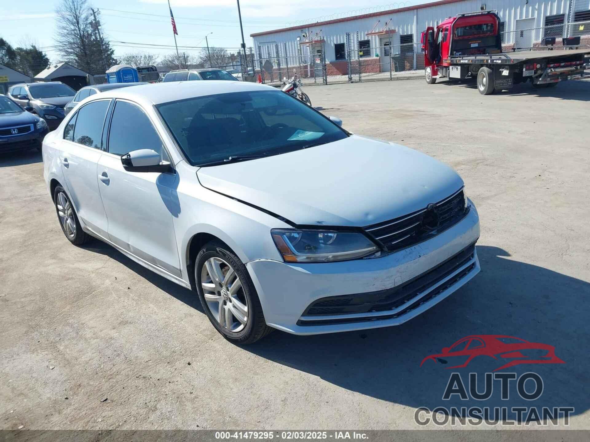 VOLKSWAGEN JETTA 2017 - 3VW2B7AJ4HM284841