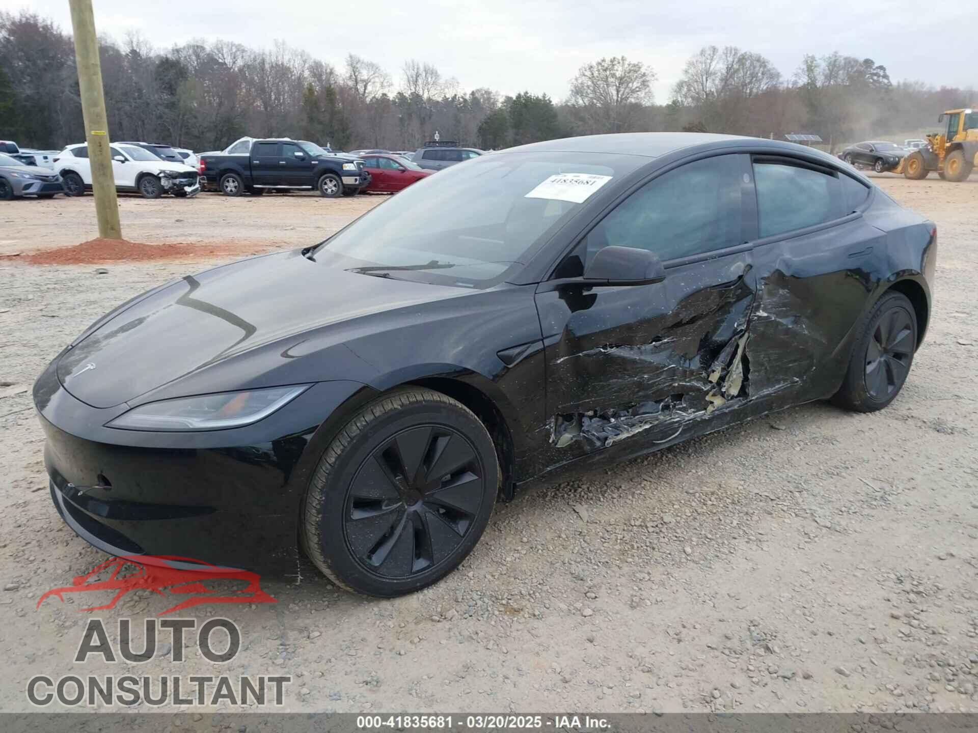 TESLA MODEL 3 2024 - 5YJ3E1EB3RF807688