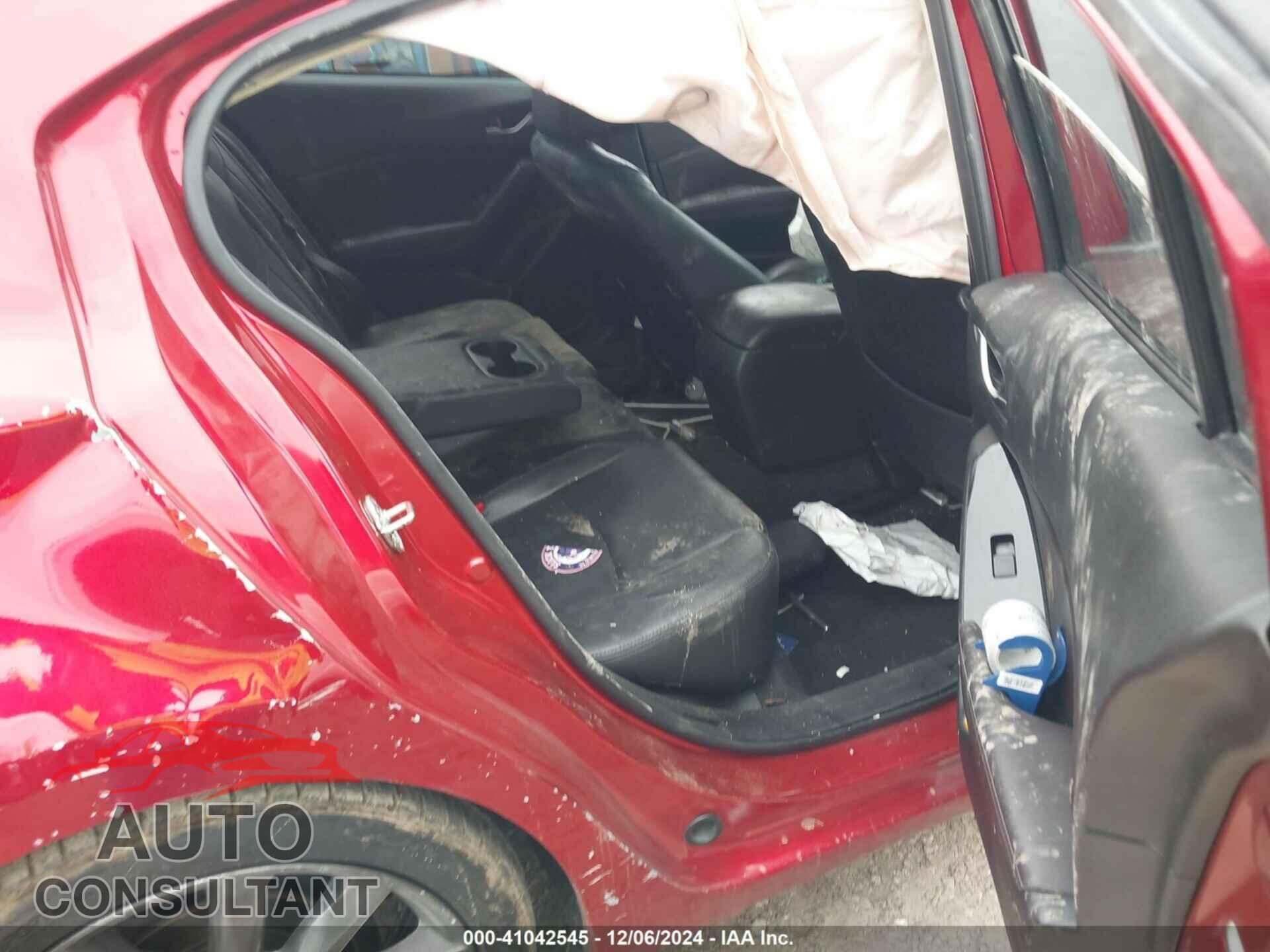 MAZDA MAZDA3 2017 - JM1BN1W36H1103821