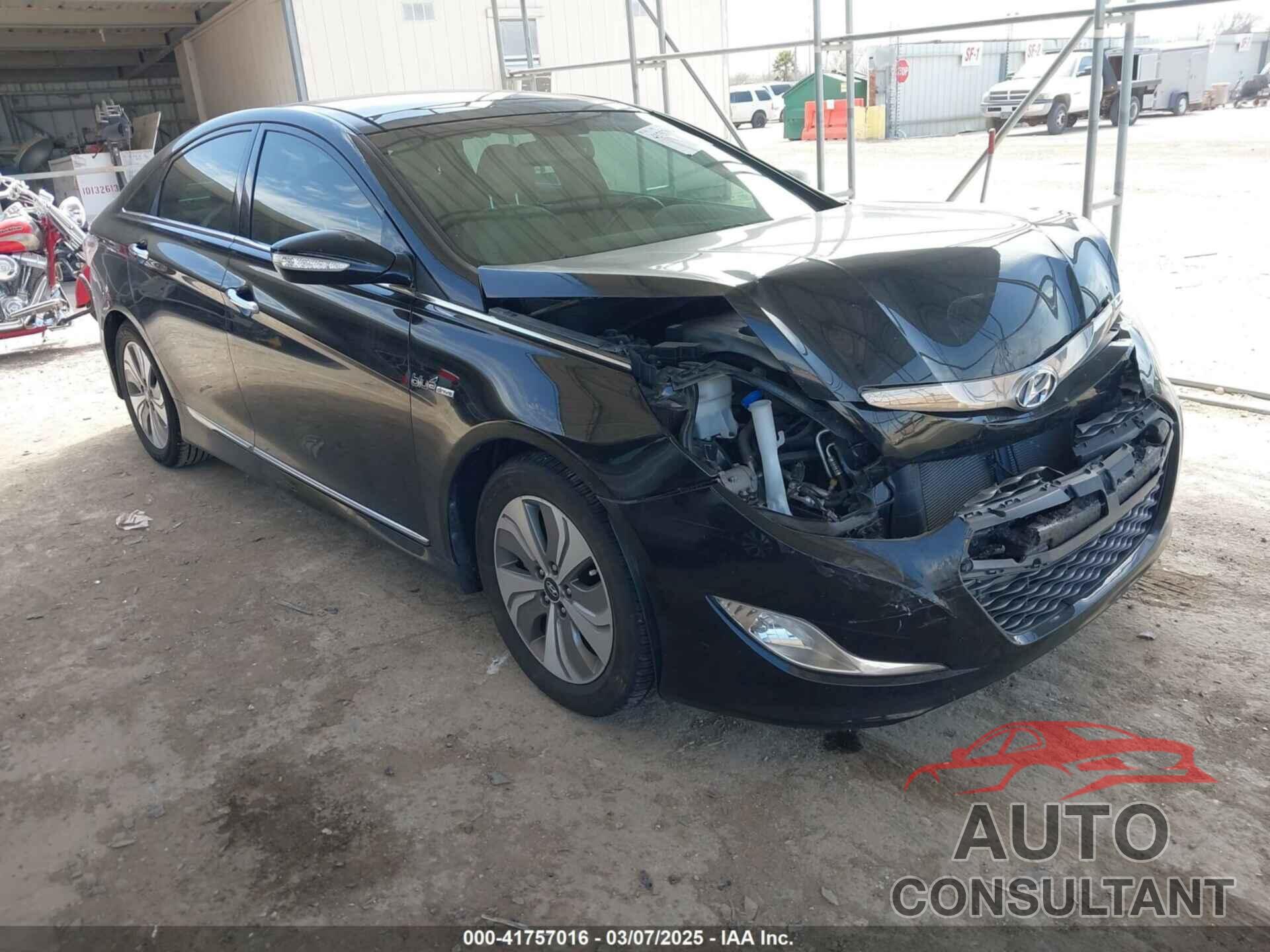 HYUNDAI SONATA HYBRID 2015 - KMHEC4A4XFA123504