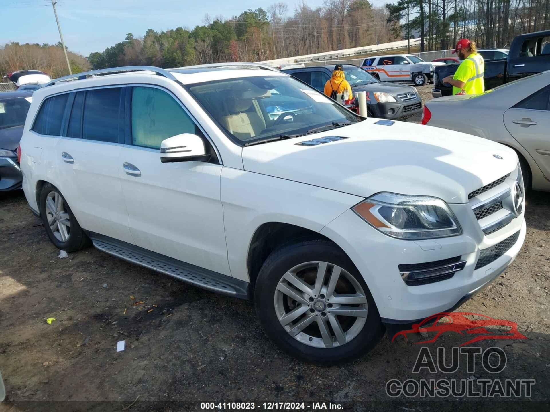 MERCEDES-BENZ GL 2016 - 4JGDF6EE3GA693573