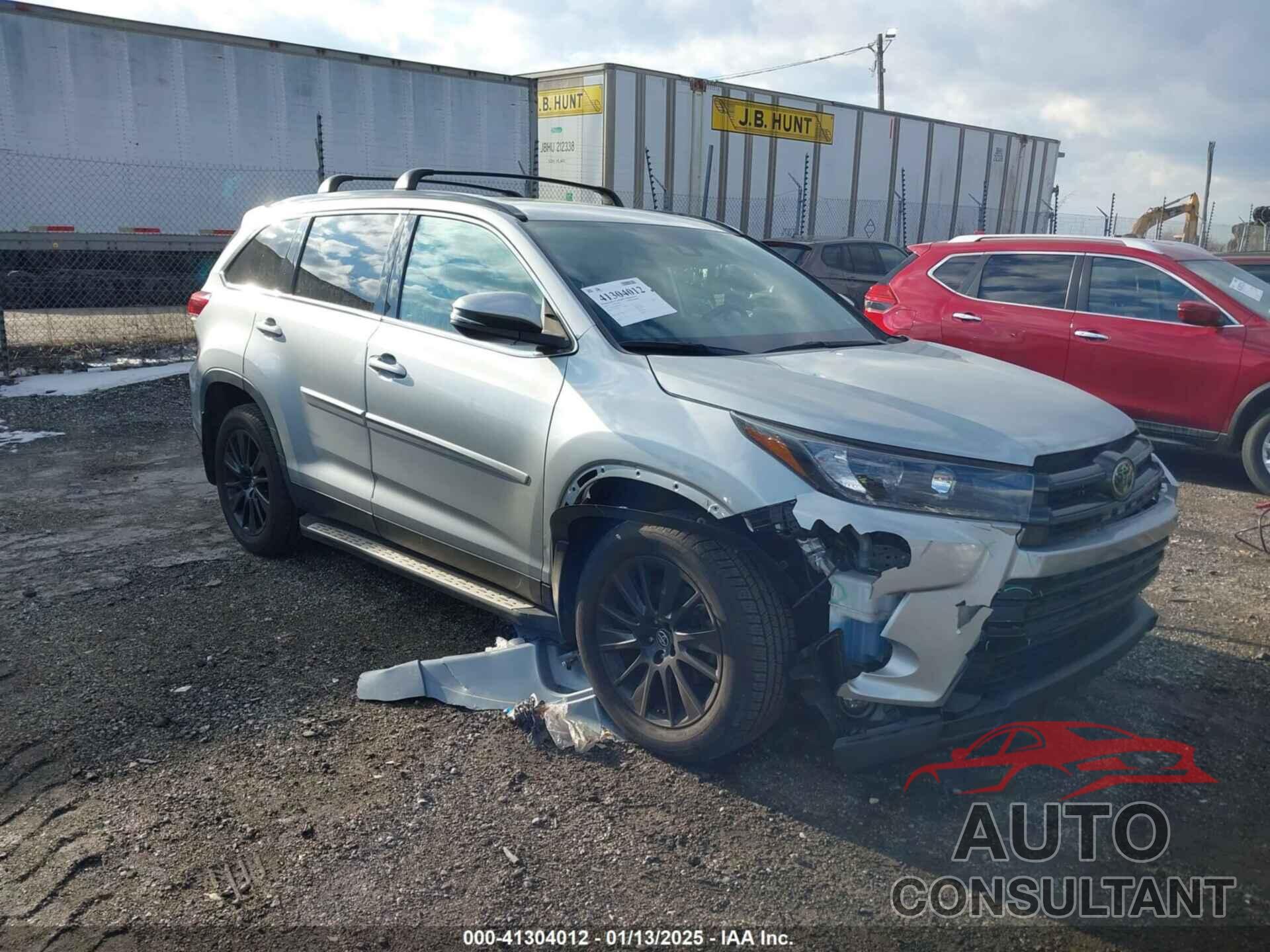 TOYOTA HIGHLANDER 2019 - 5TDJZRFH5KS606423