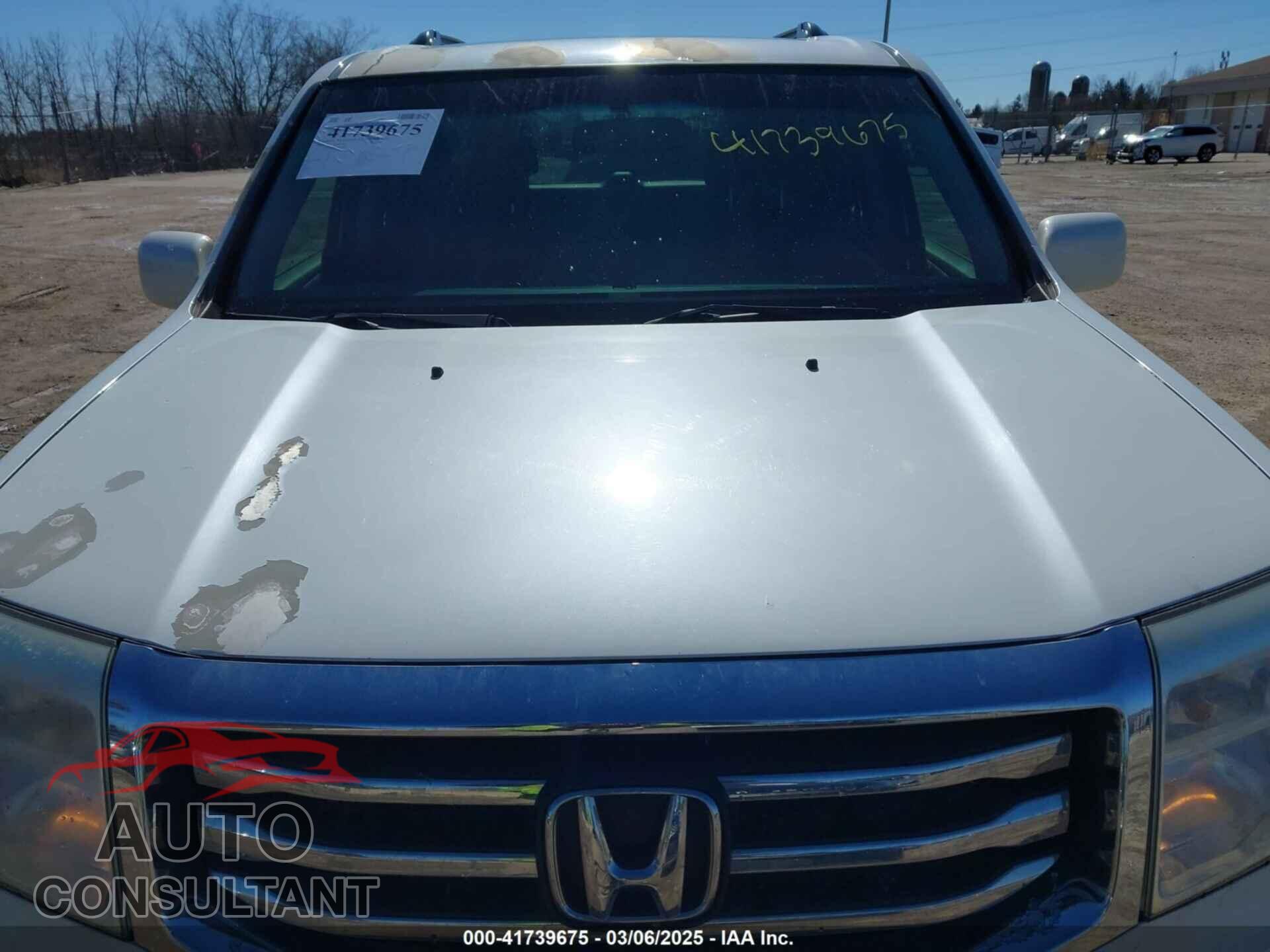 HONDA PILOT 2012 - 5FNYF4H96CB012946
