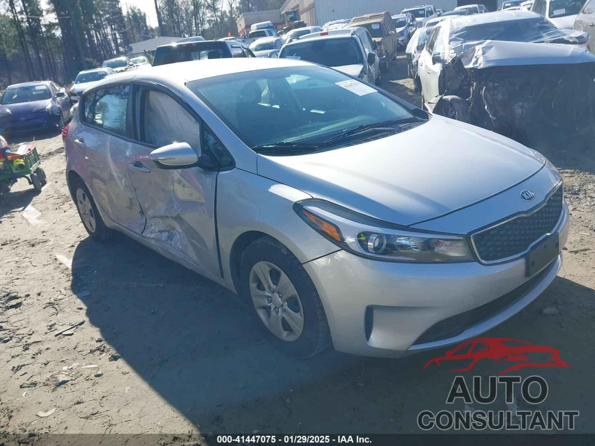 KIA FORTE 2017 - KNAFK5A86H5667298