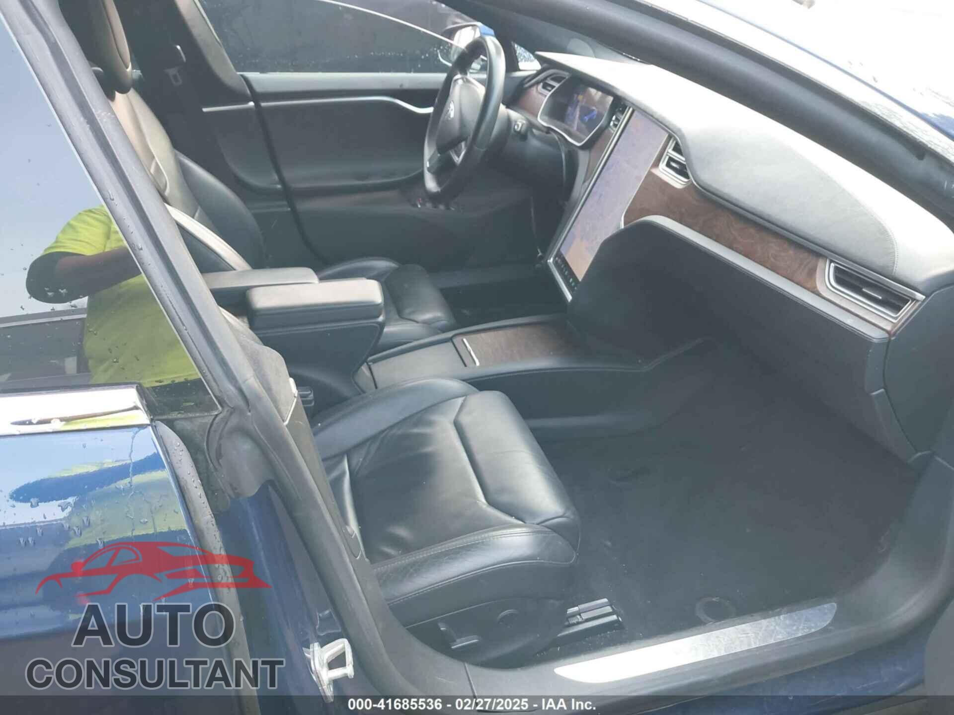 TESLA MODEL S 2017 - 5YJSA1E18HF199535