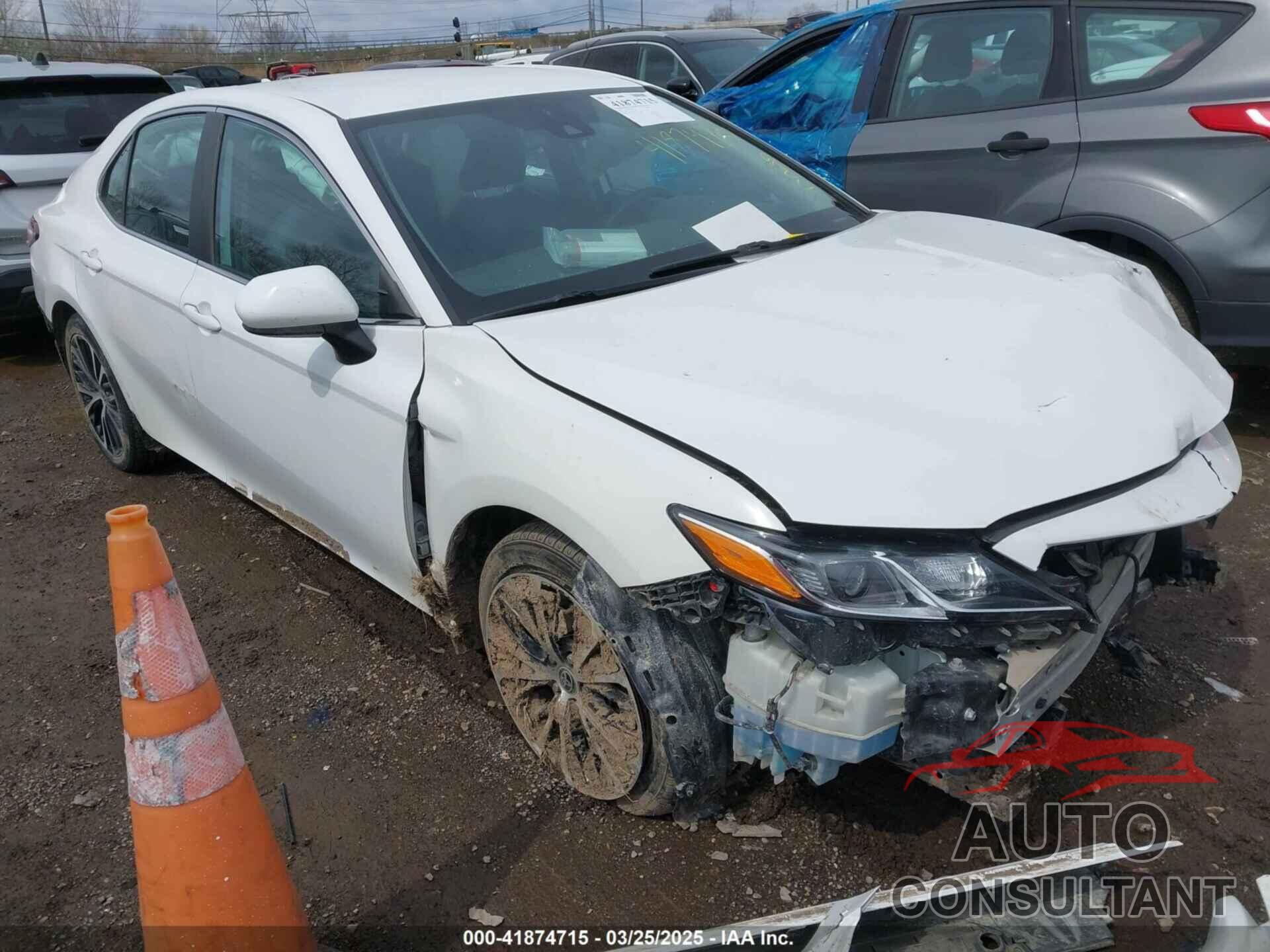 TOYOTA CAMRY 2020 - 4T1G11AK0LU358905