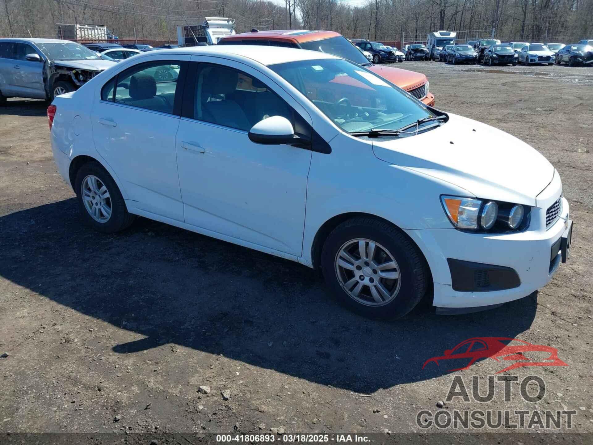 CHEVROLET SONIC 2013 - 1G1JC5SB3D4163076