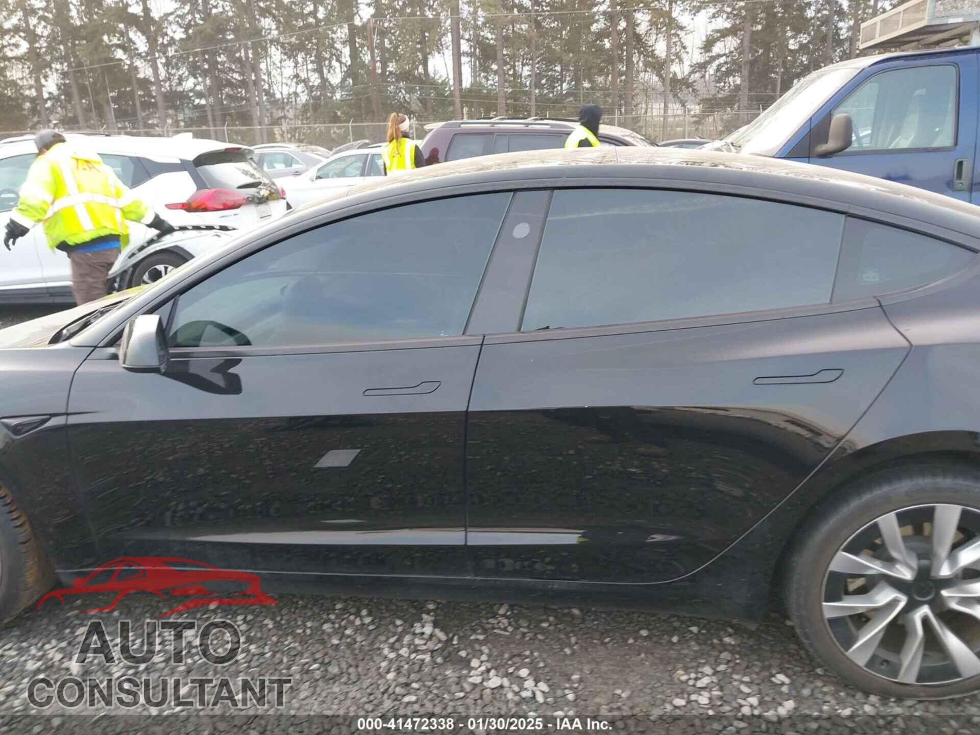 TESLA MODEL 3 2024 - 5YJ3E1EB3RF793632