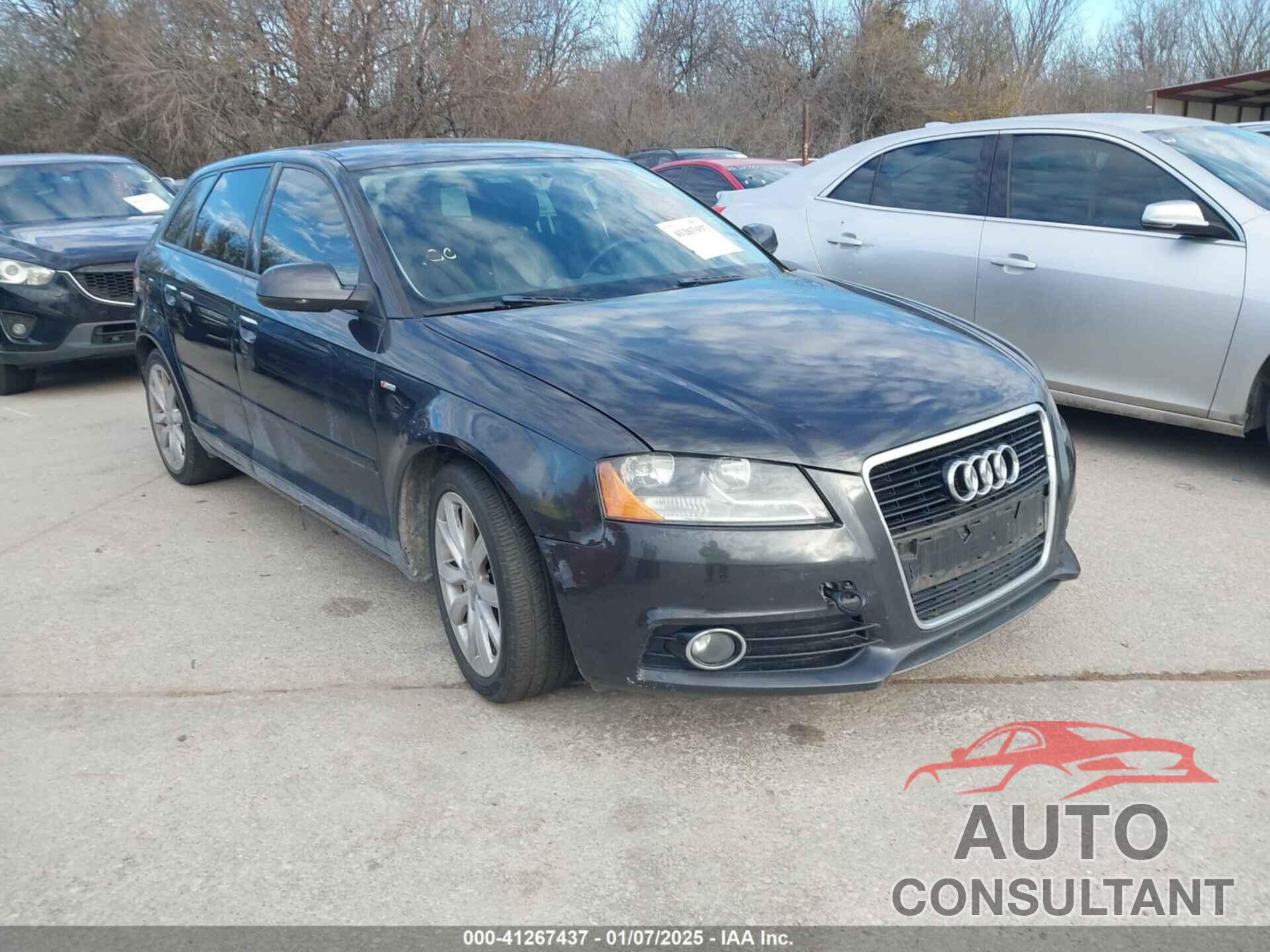 AUDI A3 2011 - WAUBFAFM0BA021299