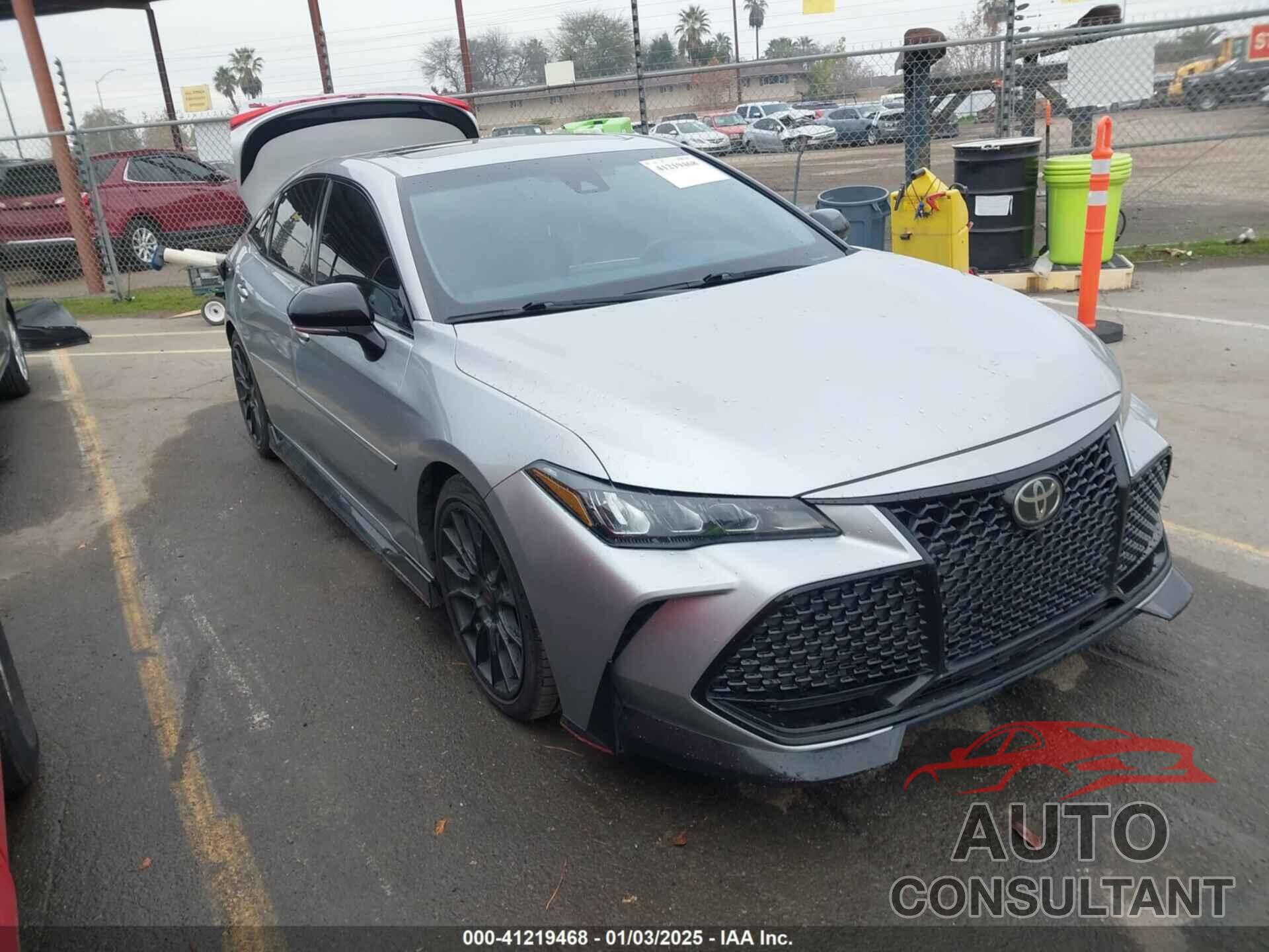 TOYOTA AVALON 2020 - 4T1FZ1FB9LU055117