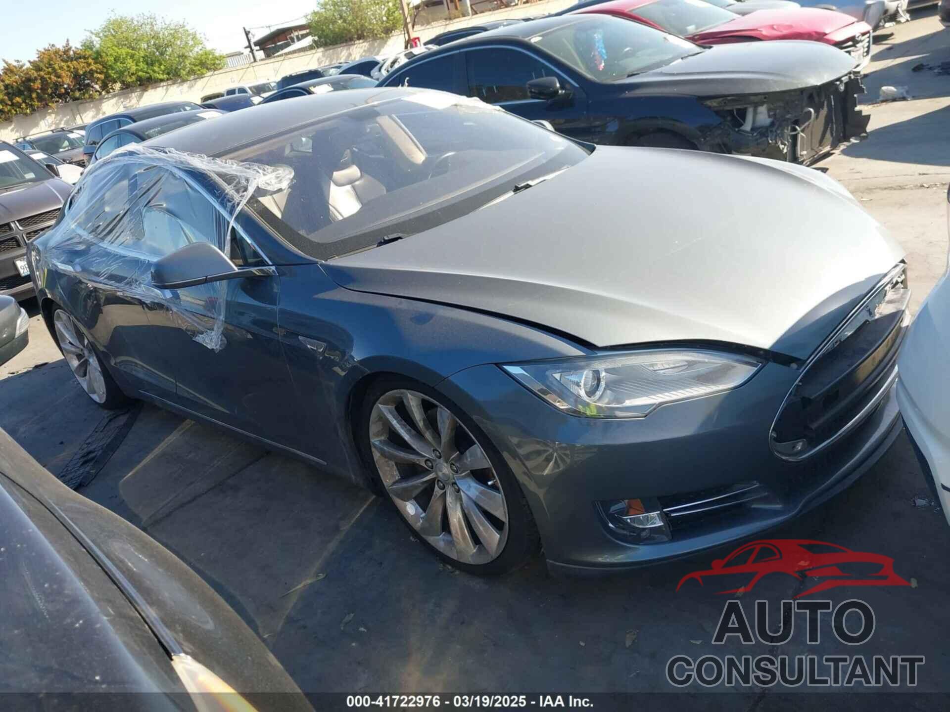 TESLA MODEL S 2013 - 5YJSA1DN4DFP06350
