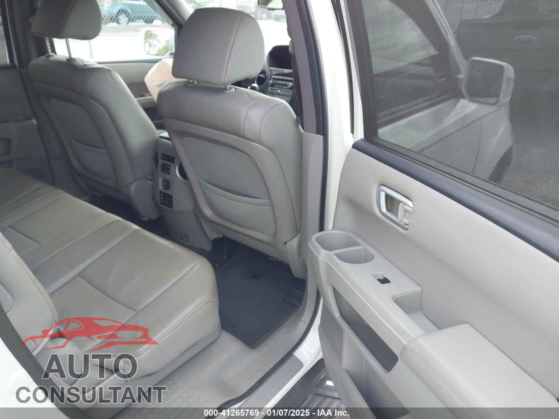 HONDA PILOT 2014 - 5FNYF3H97EB020048