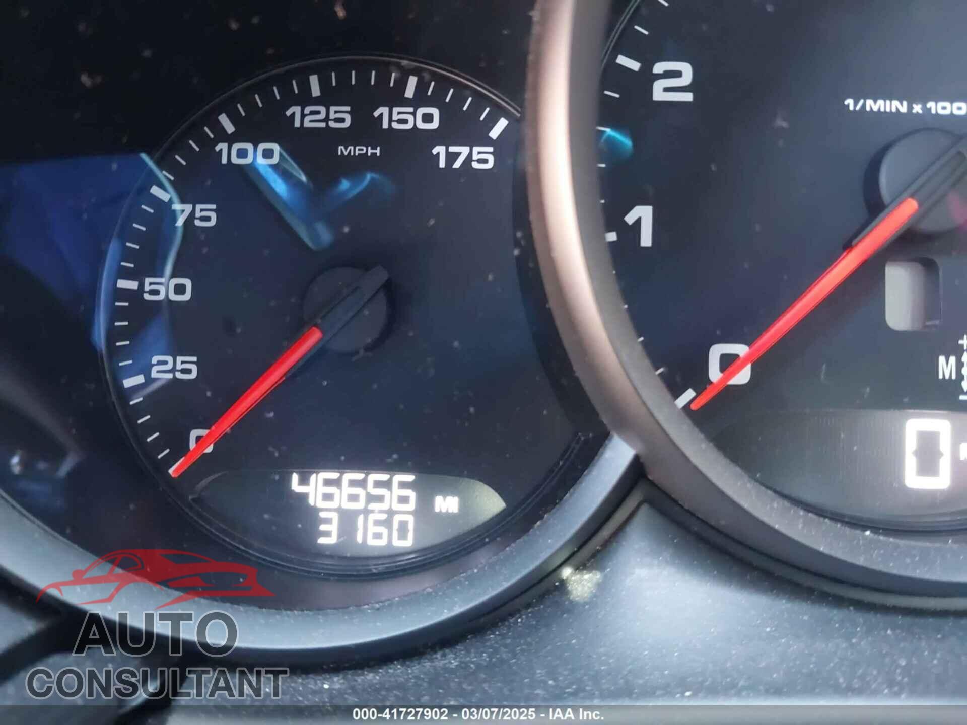 PORSCHE MACAN 2018 - WP1AA2A58JLB13832
