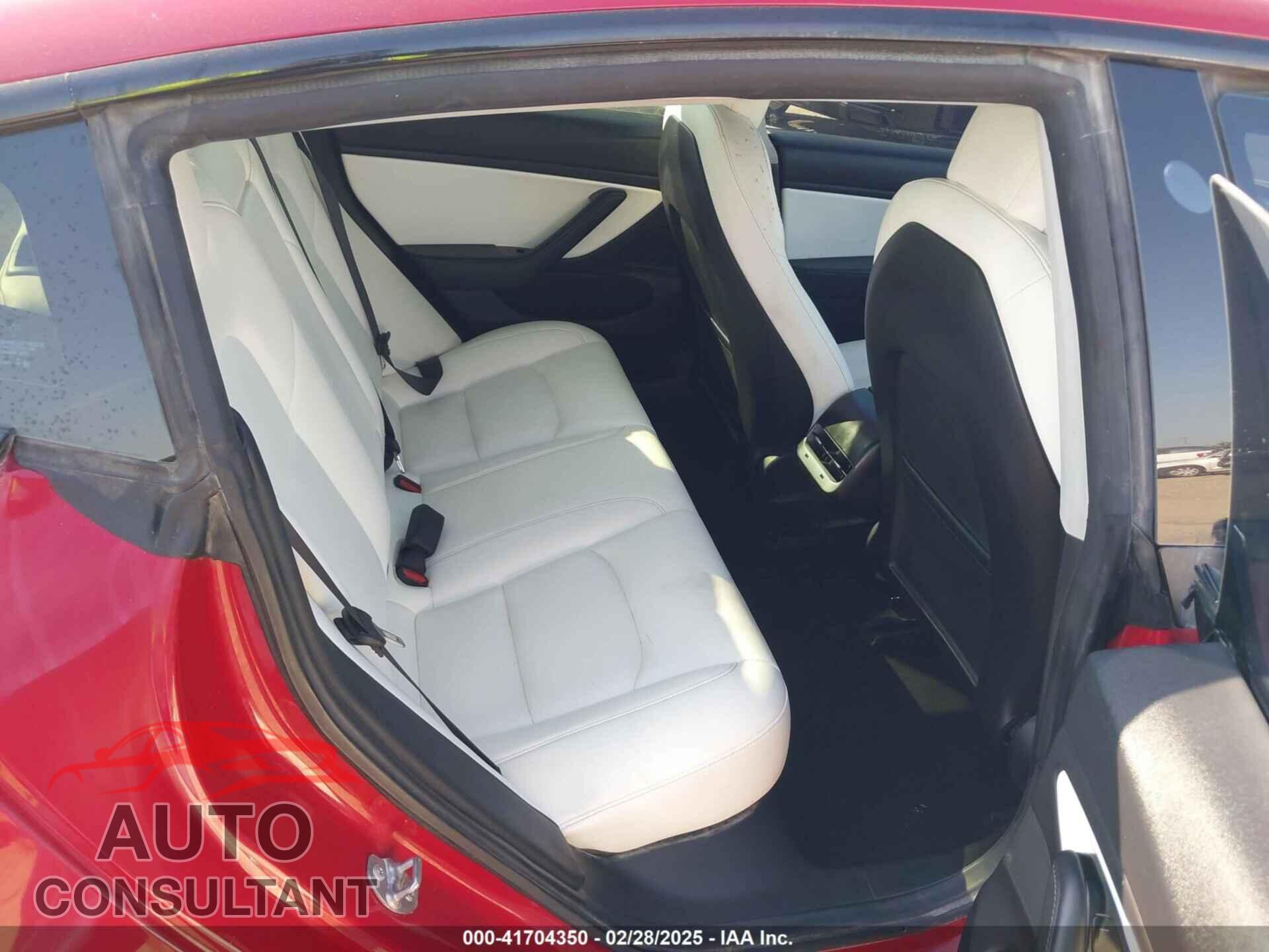 TESLA MODEL 3 2019 - 5YJ3E1EA2KF314873