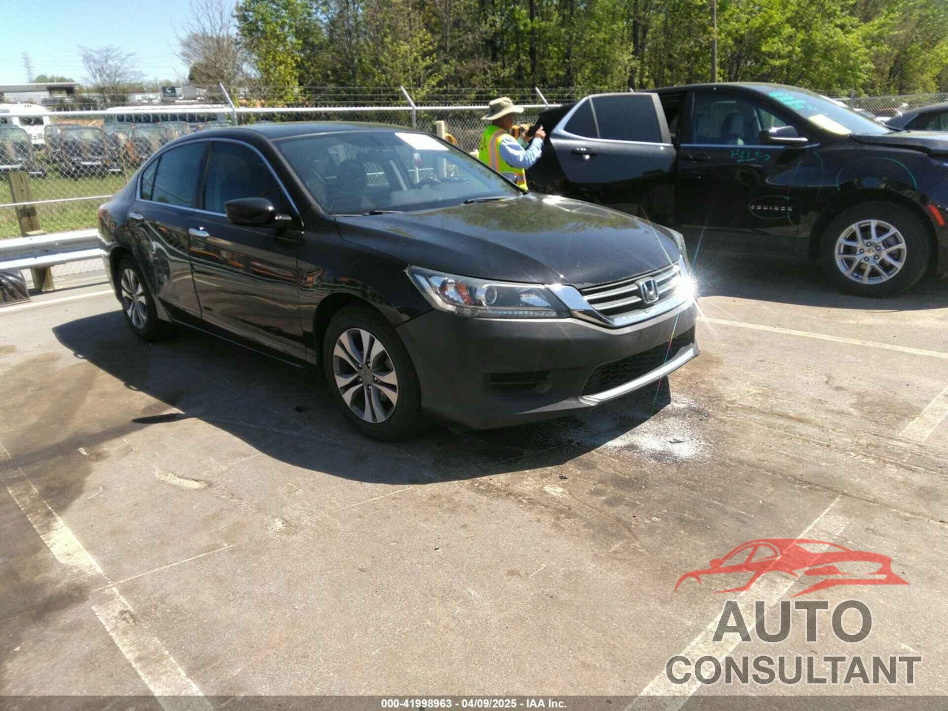HONDA ACCORD 2015 - 1HGCR2F34FA228121