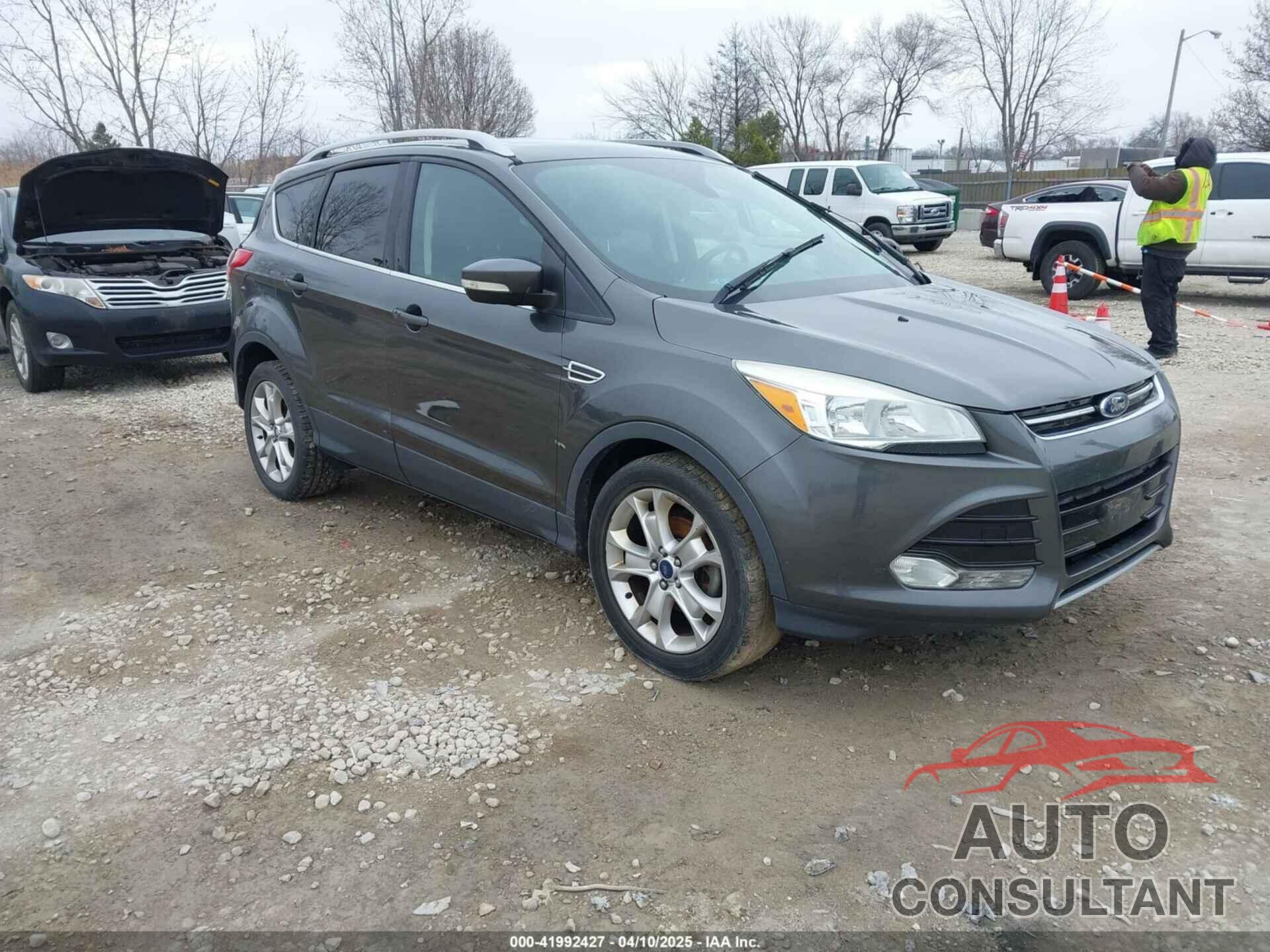 FORD ESCAPE 2015 - 1FMCU0JX8FUC33649