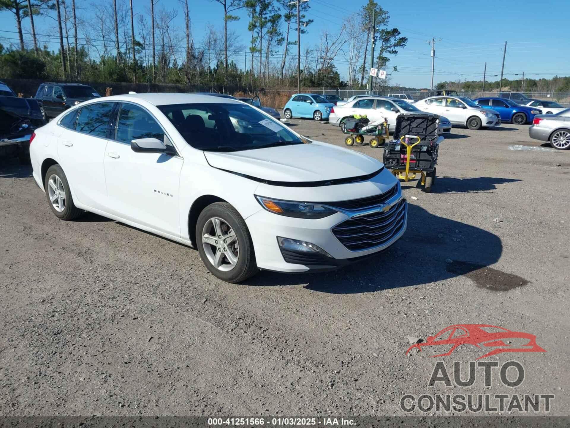 CHEVROLET MALIBU 2024 - 1G1ZD5ST8RF132927
