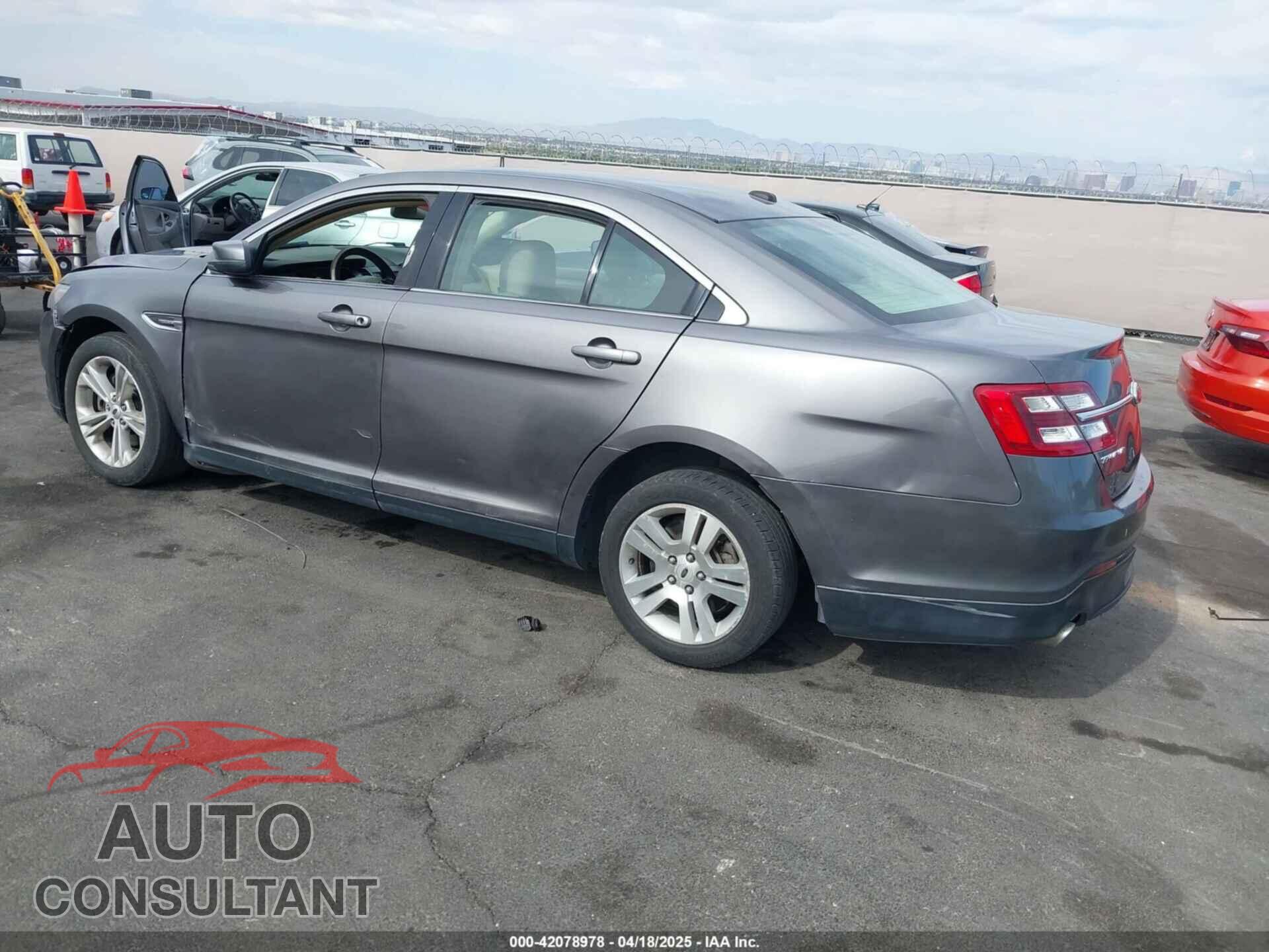 FORD TAURUS 2013 - 1FAHP2E82DG230831