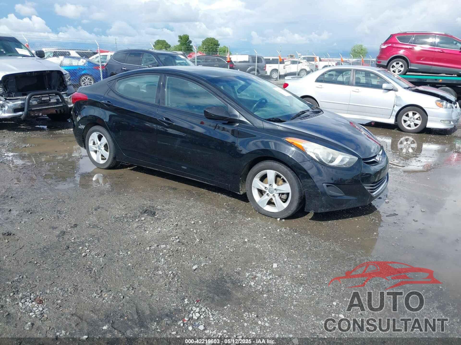 HYUNDAI ELANTRA 2013 - 5NPDH4AE1DH414862
