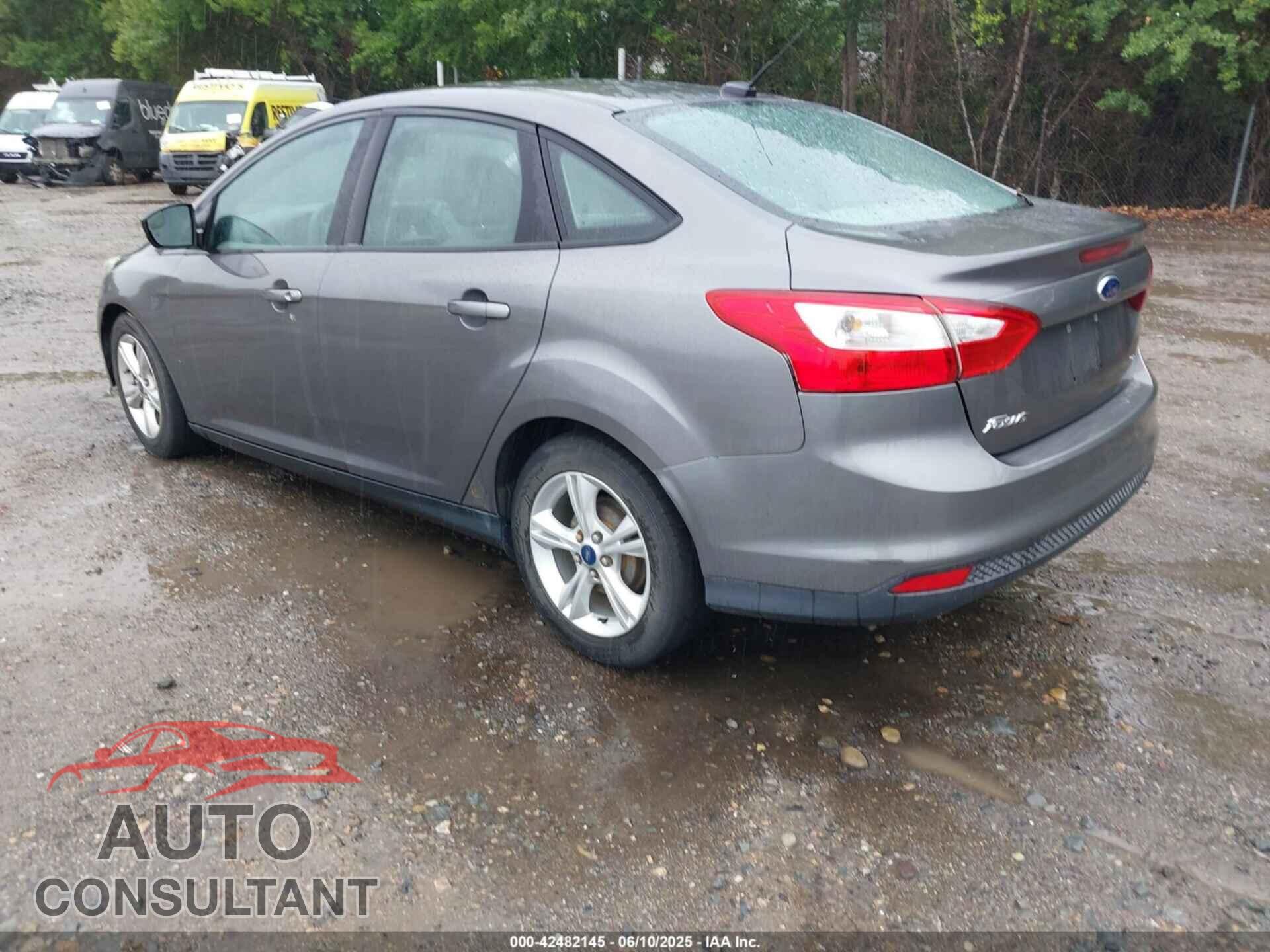 FORD FOCUS 2014 - 1FADP3F20EL205532
