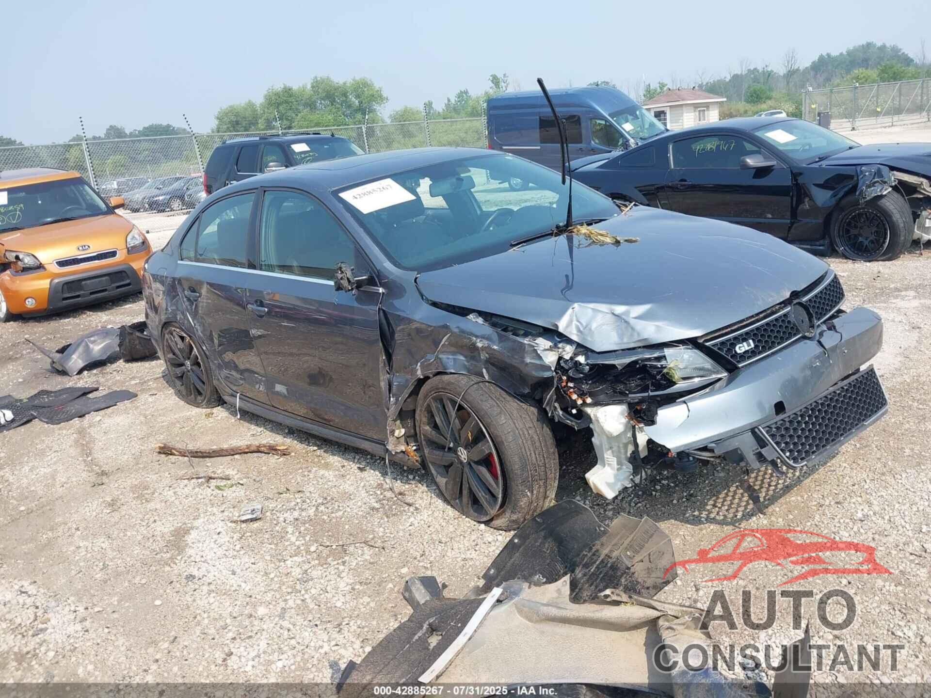 VOLKSWAGEN JETTA 2014 - 3VW4S7AJ8EM213596