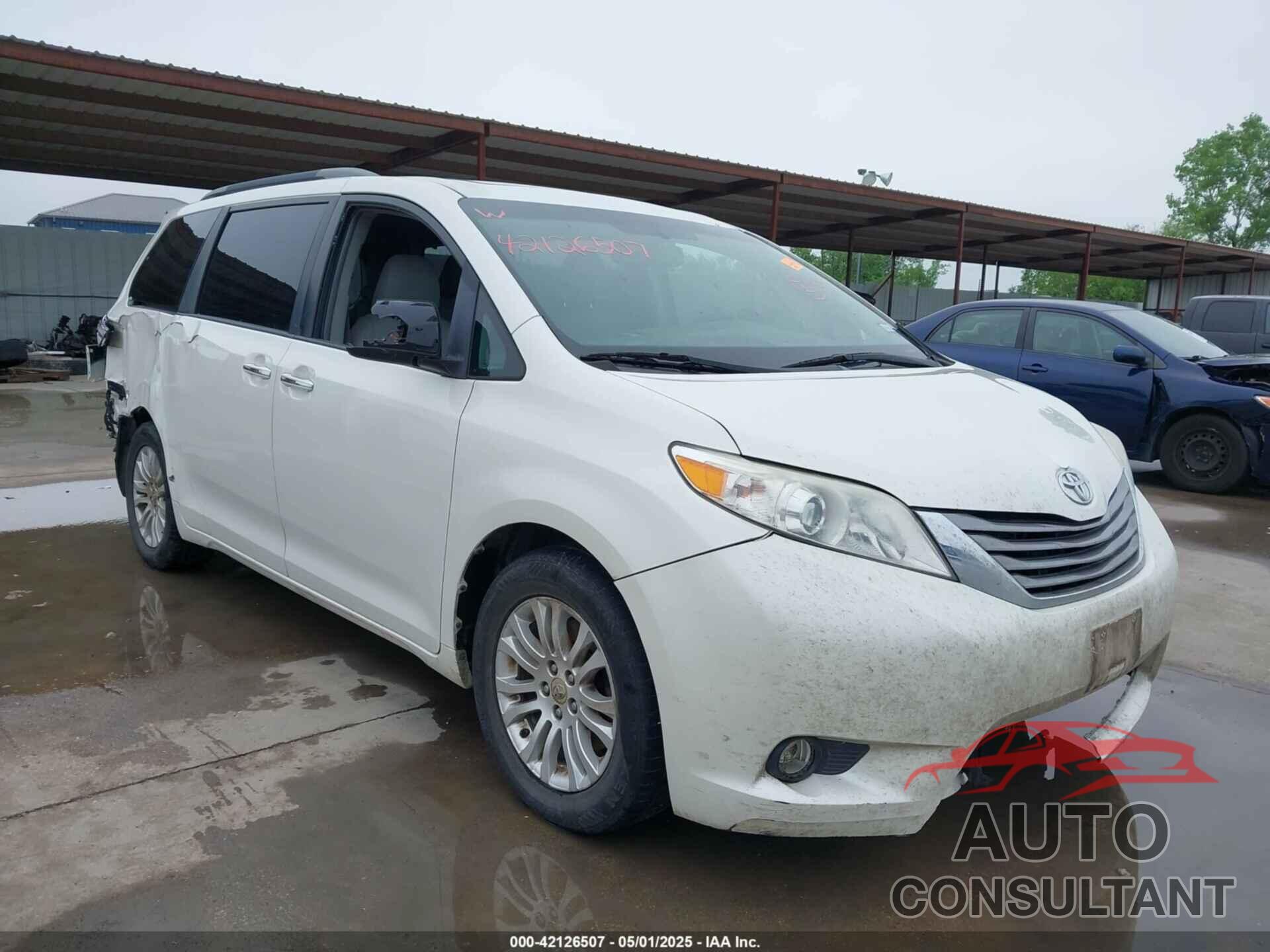 TOYOTA SIENNA 2017 - 5TDYZ3DC2HS846346