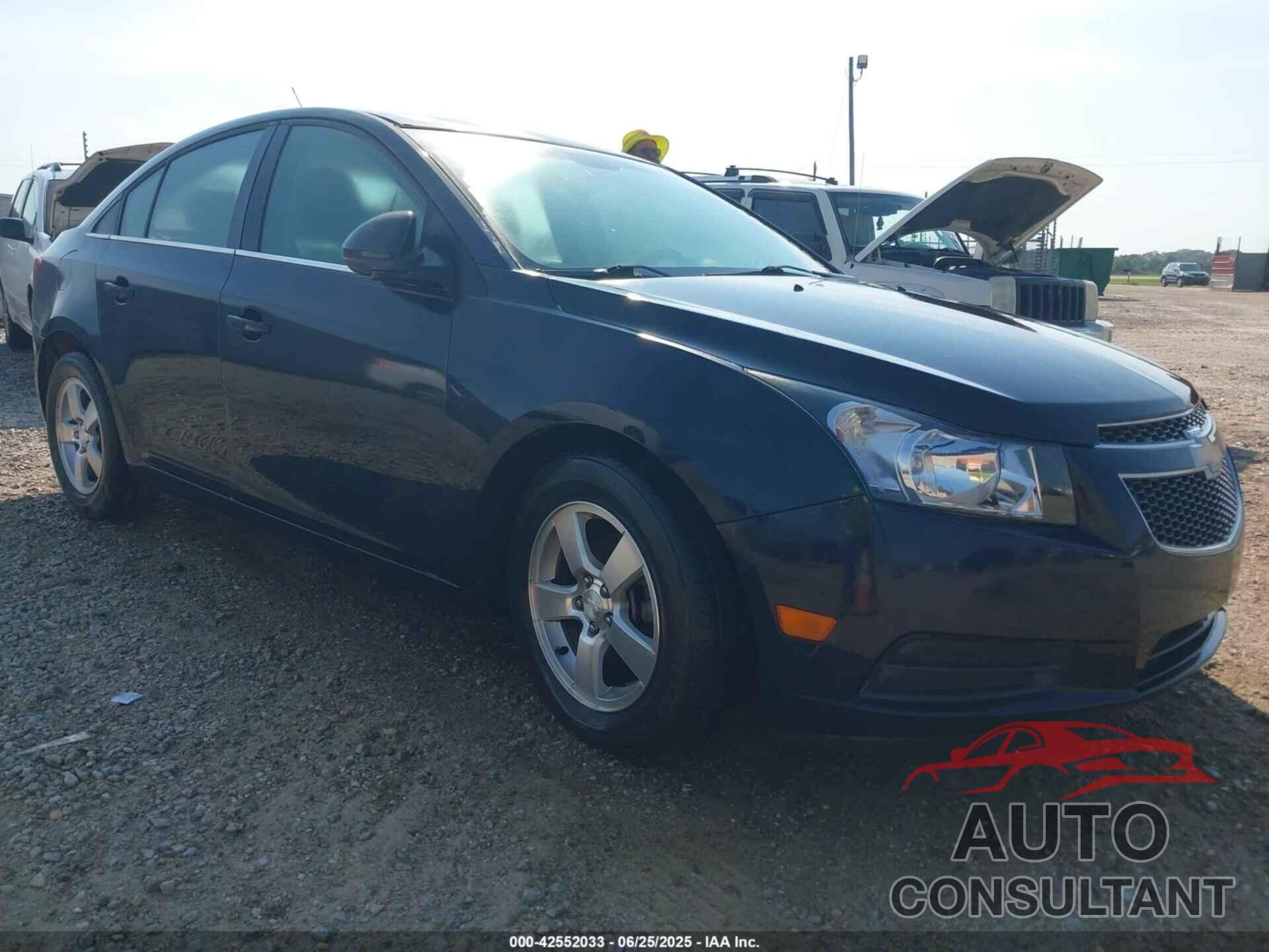 CHEVROLET CRUZE 2014 - 1G1PC5SB5E7245983