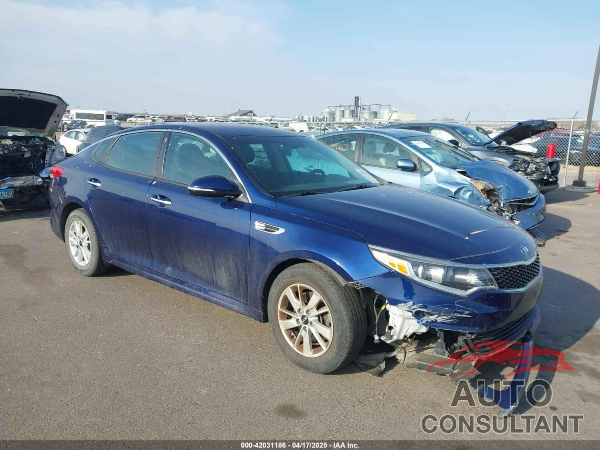 KIA OPTIMA 2017 - 5XXGT4L36HG170392