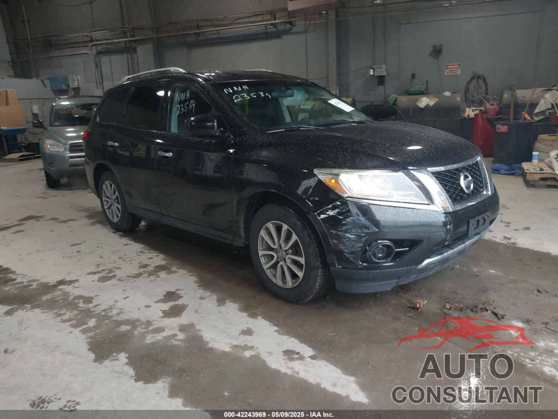 NISSAN PATHFINDER 2014 - 5N1AR2MM0EC729667