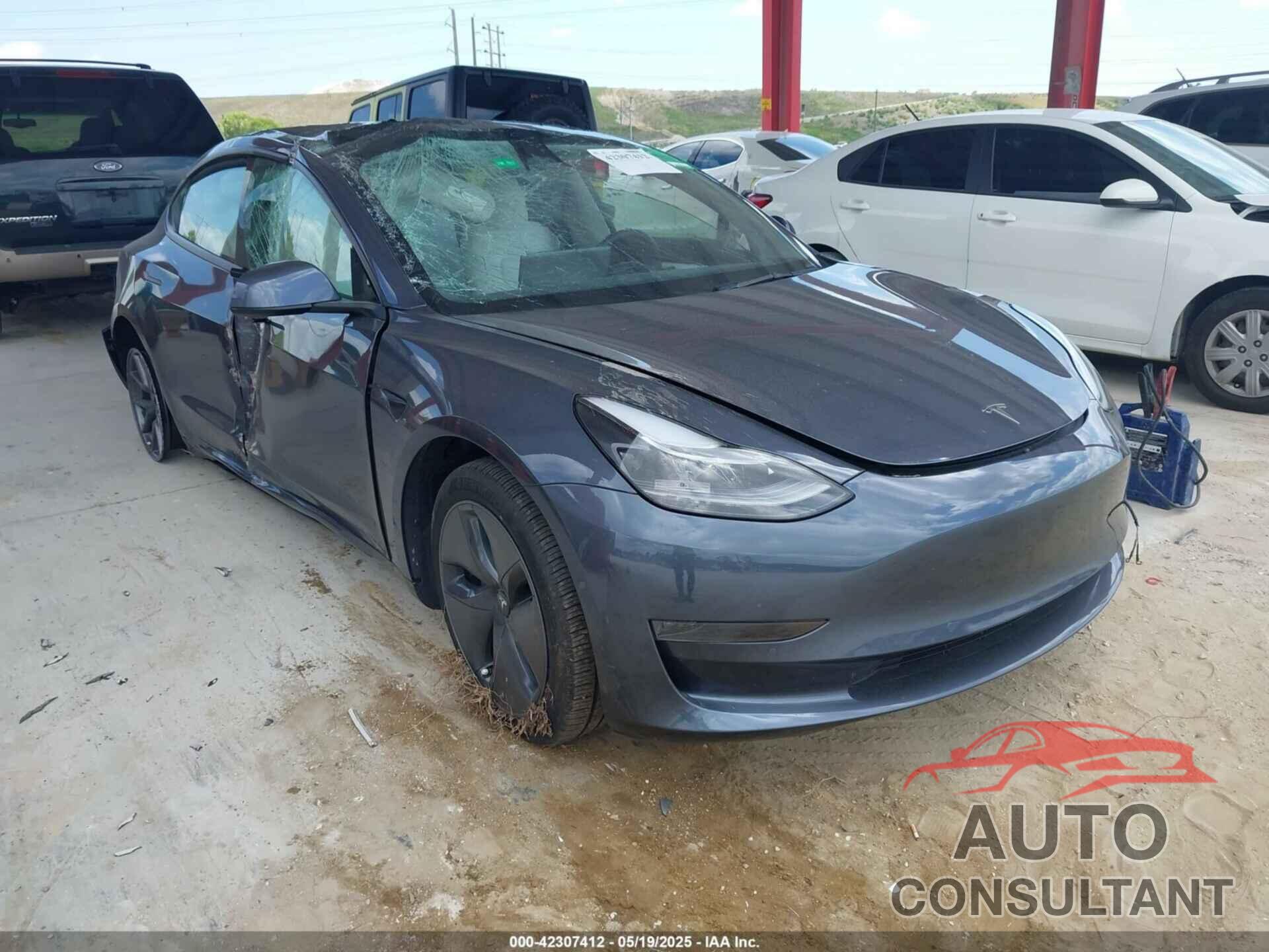 TESLA MODEL 3 2022 - 5YJ3E1EA7NF342883