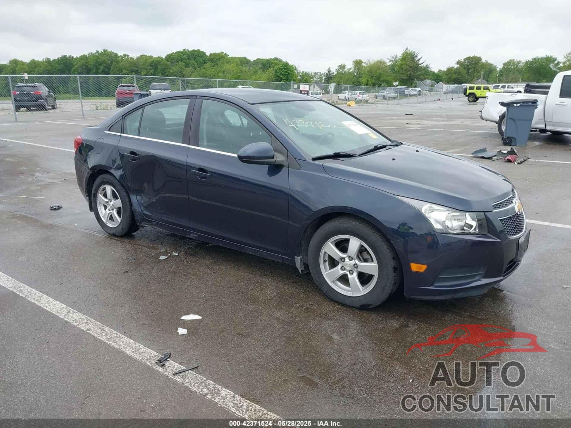 CHEVROLET CRUZE 2014 - 1G1PC5SB8E7194723