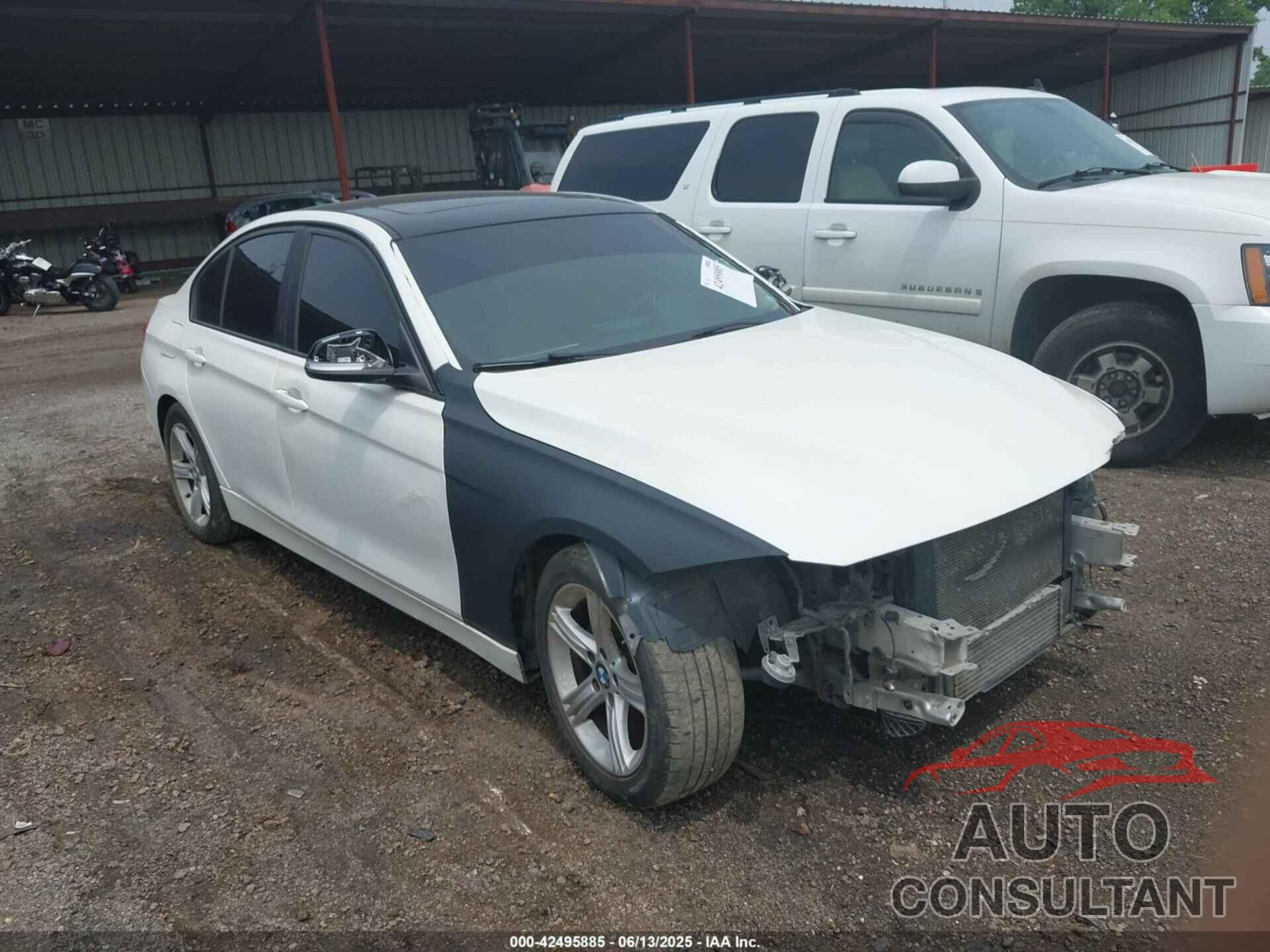 BMW 328I 2013 - WBA3C1C57DF437771