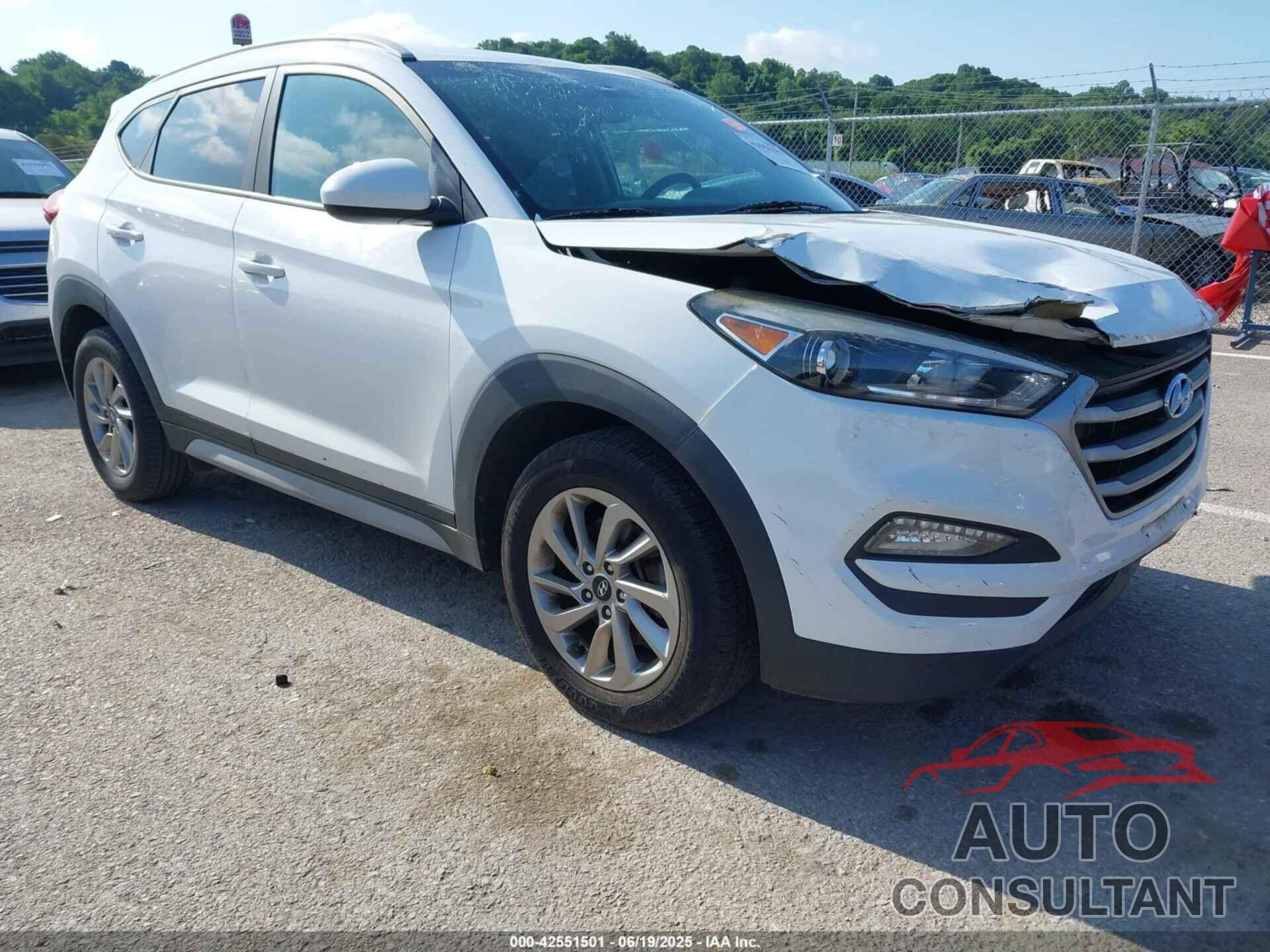 HYUNDAI TUCSON 2018 - KM8J33A42JU655538
