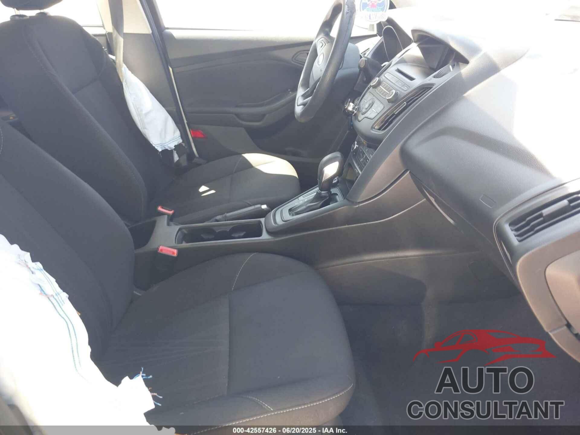 FORD FOCUS 2016 - 1FADP3E25GL353003