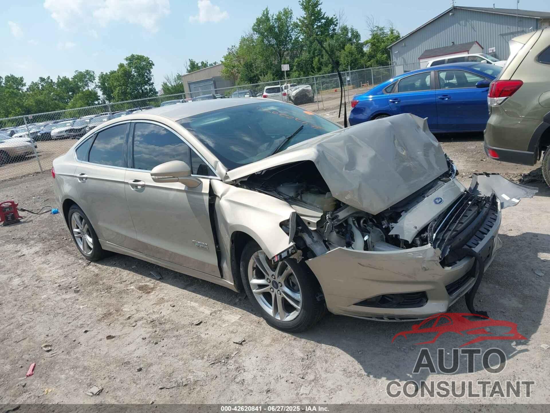 FORD FUSION ENERGI 2015 - 3FA6P0SU1FR245815