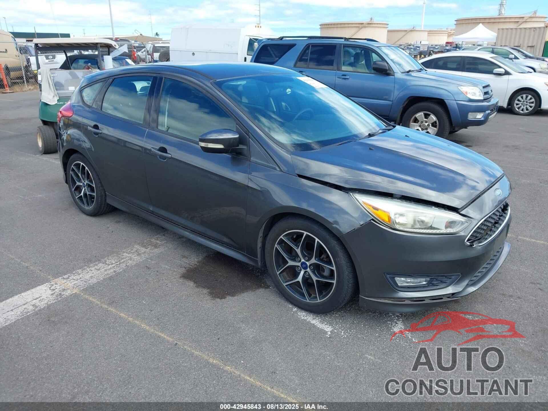 FORD FOCUS 2016 - 1FADP3K29GL399471