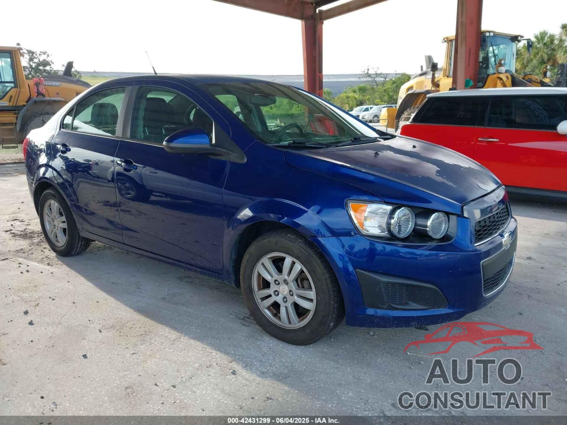 CHEVROLET SONIC 2014 - 1G1JC5SH2E4176844