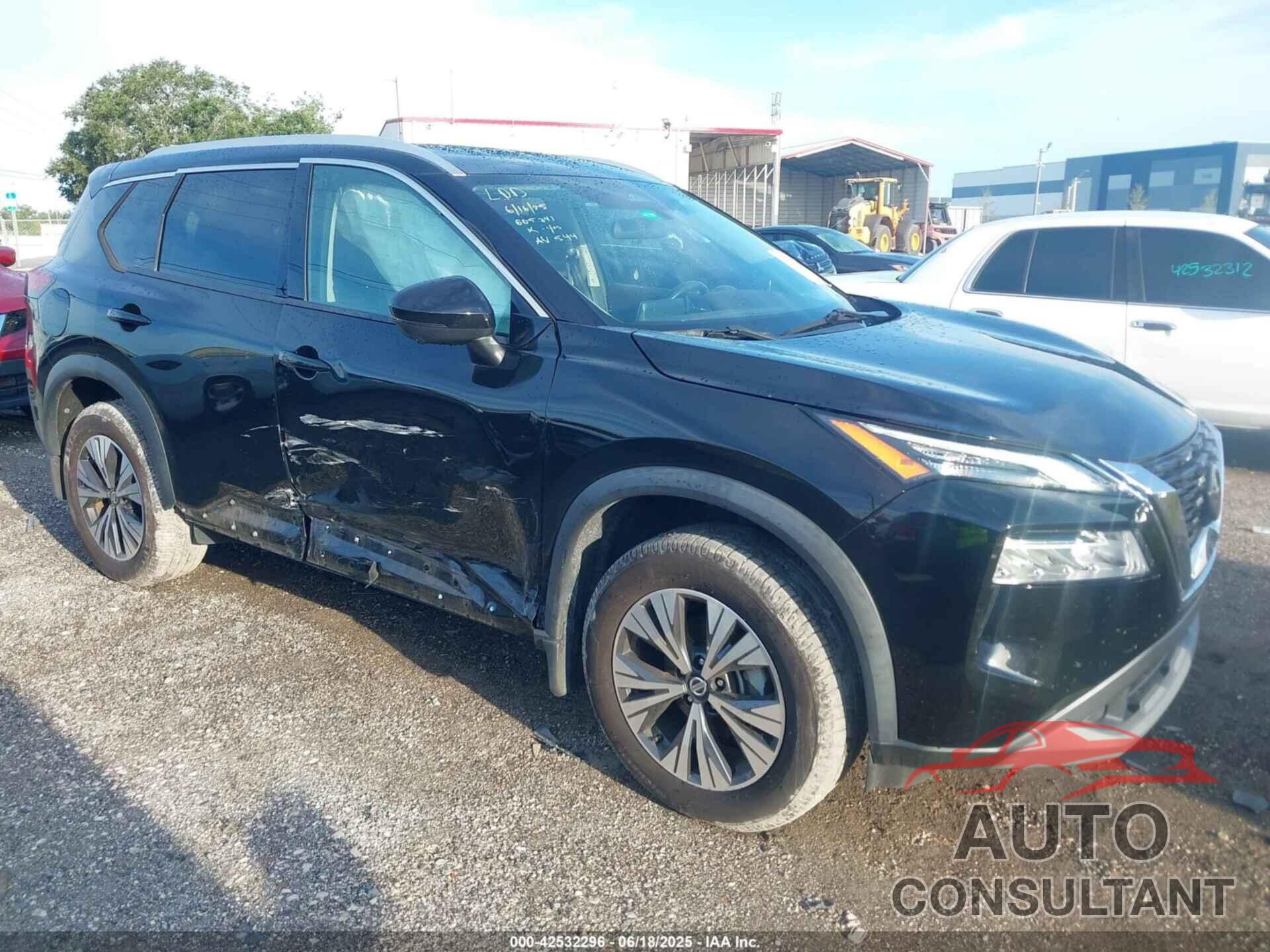 NISSAN ROGUE 2021 - 5N1AT3BA7MC706935