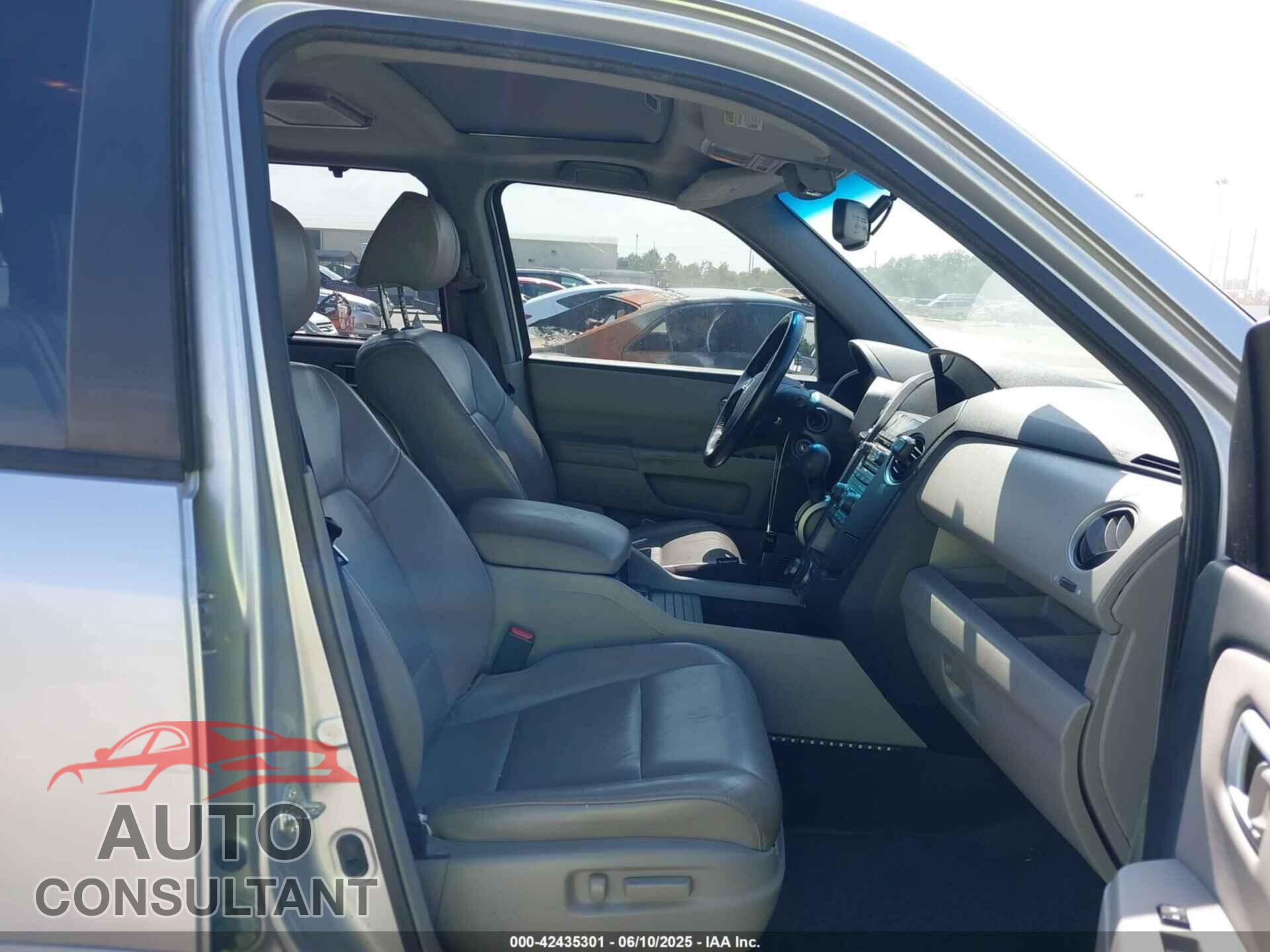 HONDA PILOT 2014 - 5FNYF3H97EB024584