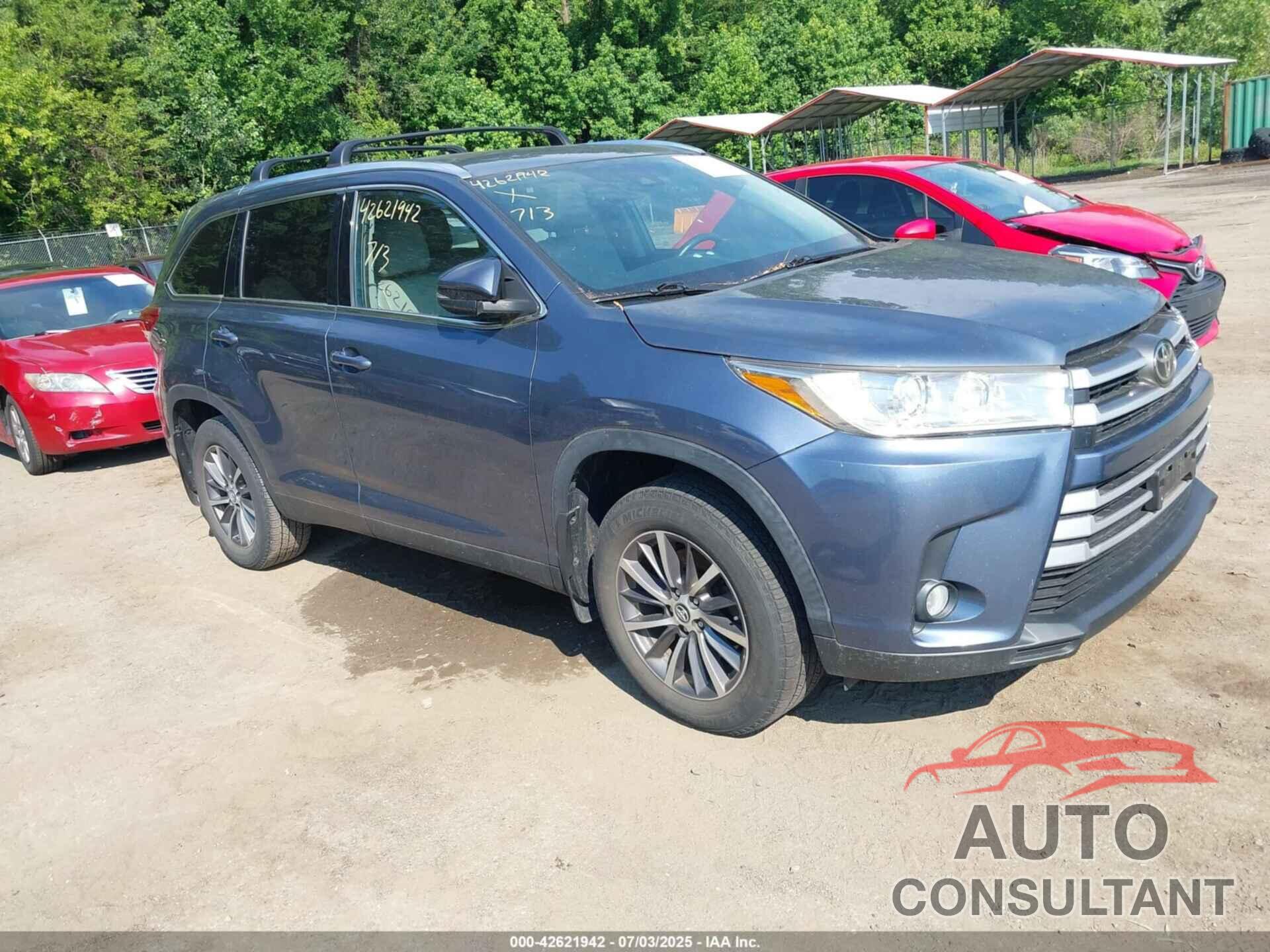 TOYOTA HIGHLANDER 2019 - 5TDJZRFH9KS734440