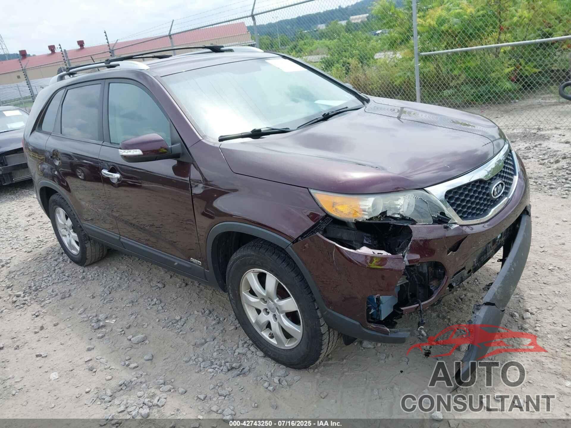 KIA SORENTO 2012 - 5XYKTCA64CG225895