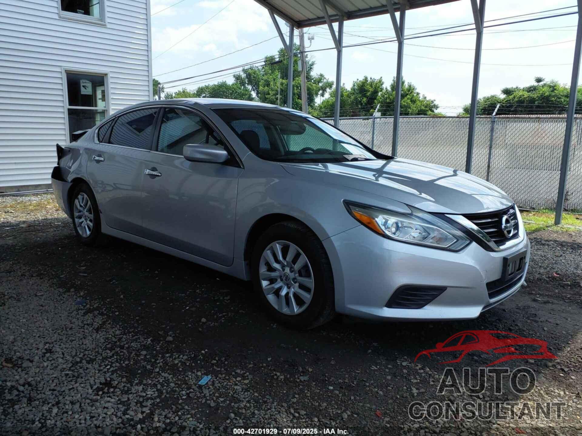 NISSAN ALTIMA 2017 - 1N4AL3AP7HN340193